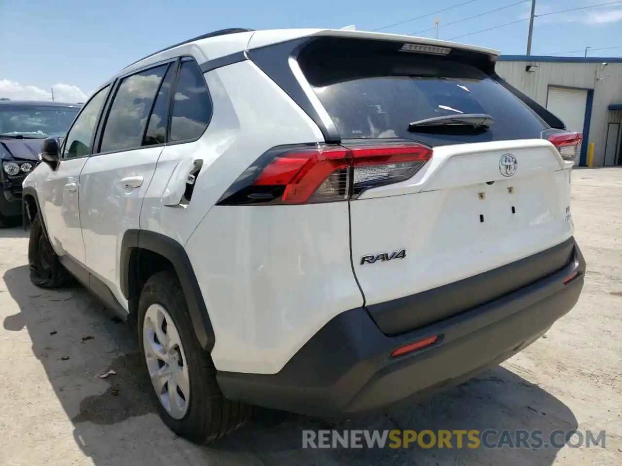 3 Photograph of a damaged car JTMF1RFV7KJ011086 TOYOTA RAV4 2019