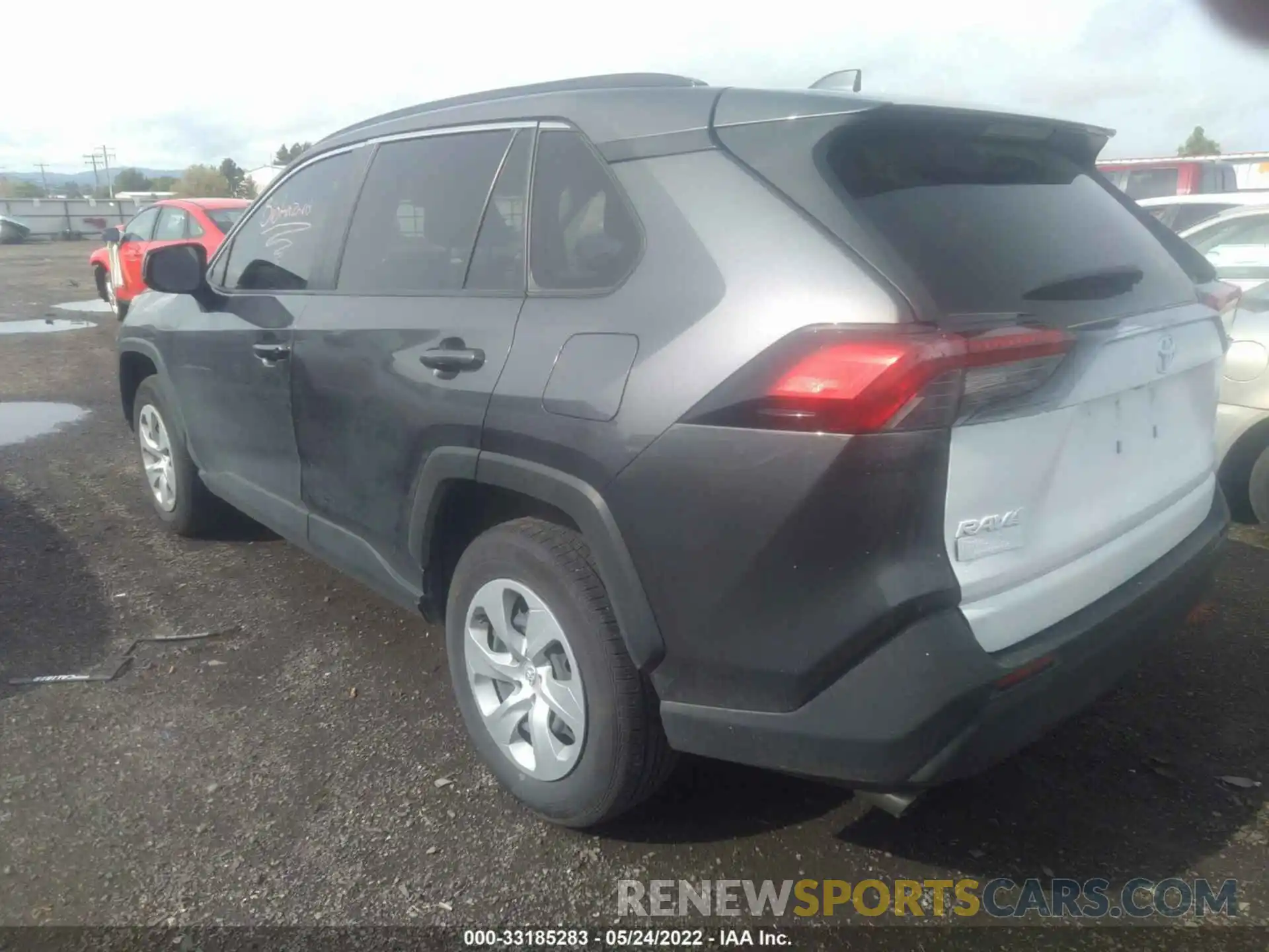 3 Photograph of a damaged car JTMF1RFV7KJ011623 TOYOTA RAV4 2019