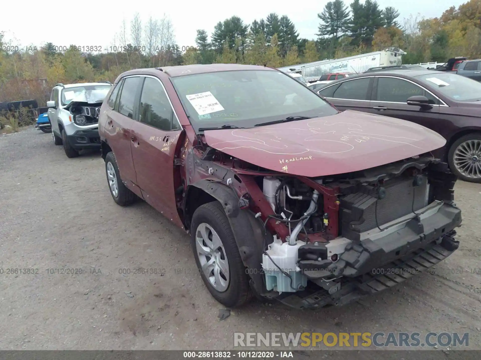 1 Photograph of a damaged car JTMF1RFV7KJ012920 TOYOTA RAV4 2019