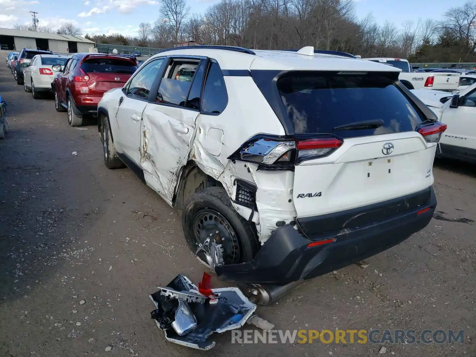 3 Photograph of a damaged car JTMF1RFV8KD003710 TOYOTA RAV4 2019