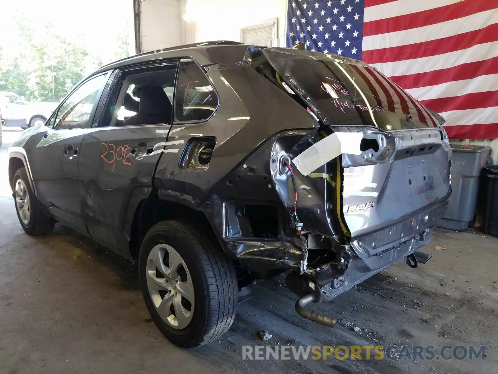 3 Photograph of a damaged car JTMF1RFV8KD016960 TOYOTA RAV4 2019