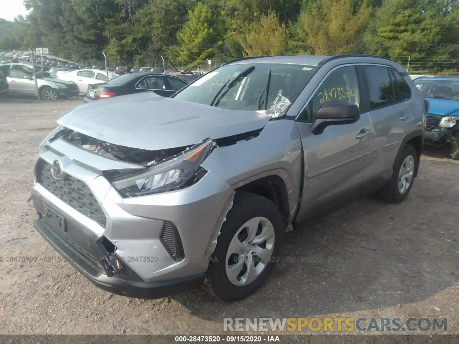 2 Photograph of a damaged car JTMF1RFV8KD018773 TOYOTA RAV4 2019