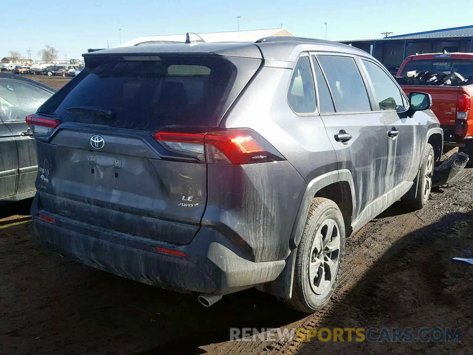 4 Photograph of a damaged car JTMF1RFV8KD042877 TOYOTA RAV4 2019