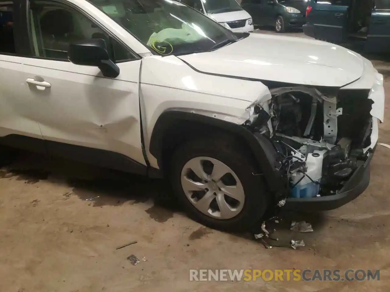 9 Photograph of a damaged car JTMF1RFV8KJ013493 TOYOTA RAV4 2019