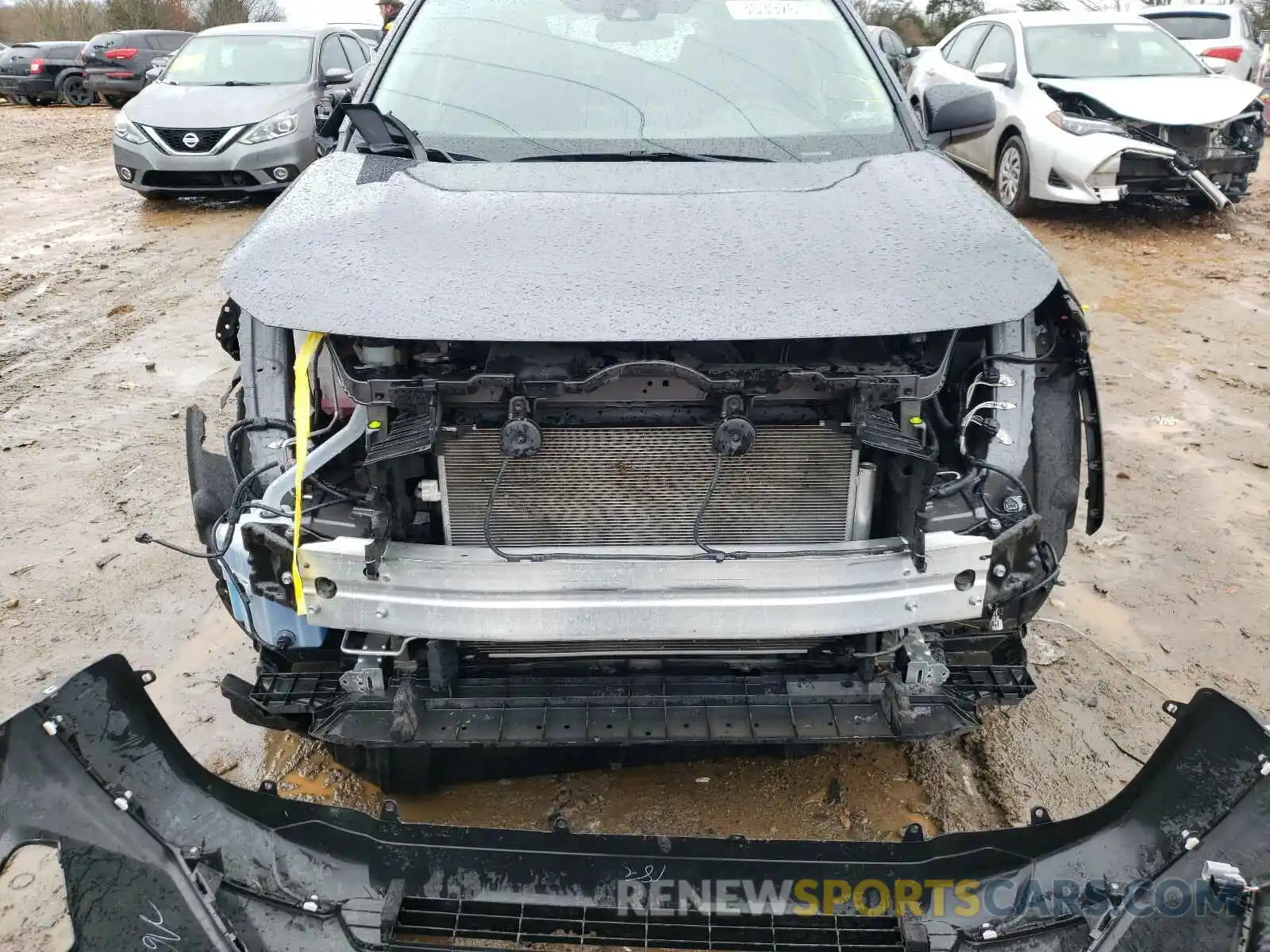 9 Photograph of a damaged car JTMF1RFV8KJ016507 TOYOTA RAV4 2019