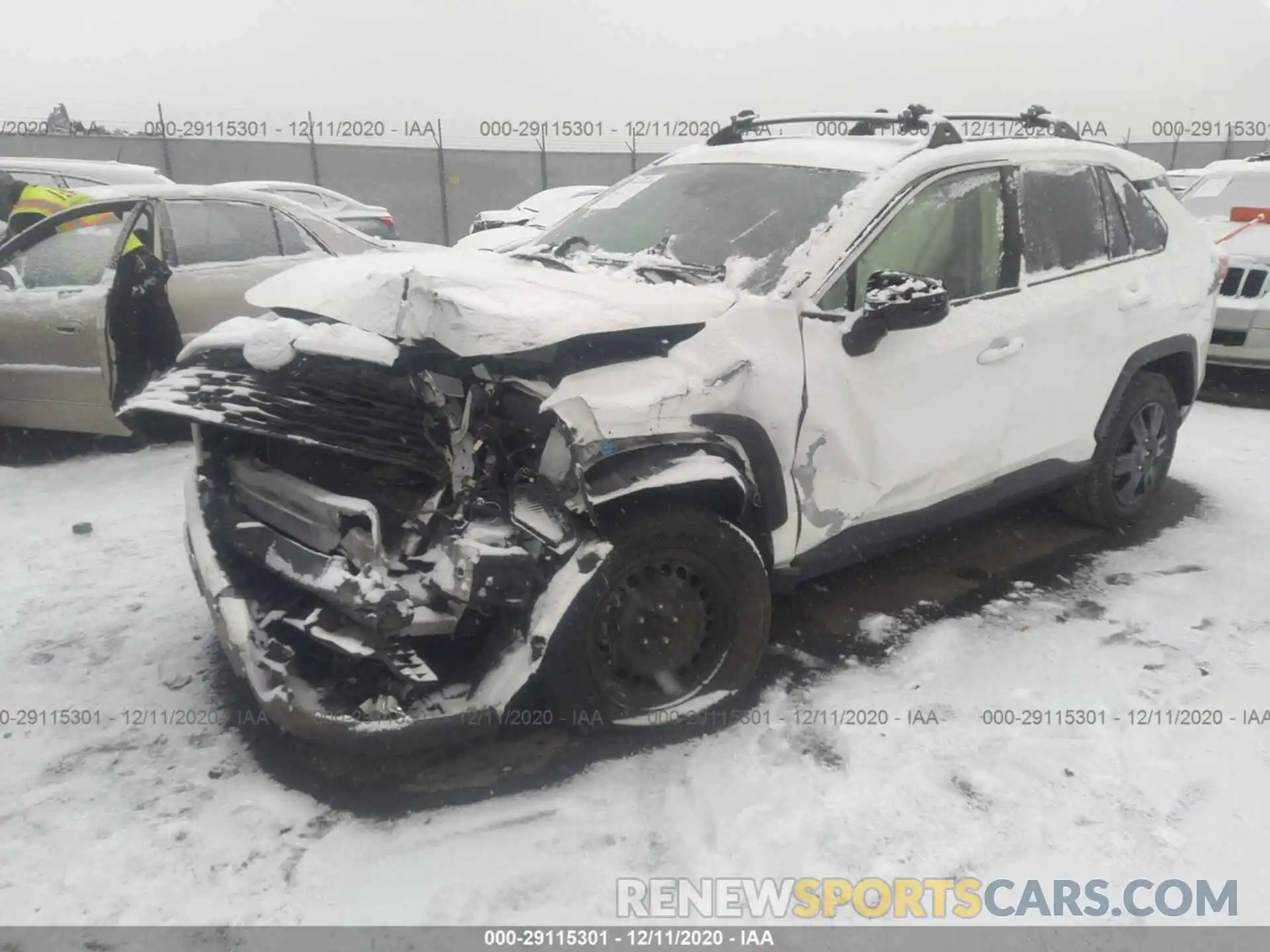 2 Photograph of a damaged car JTMF1RFV8KJ018788 TOYOTA RAV4 2019