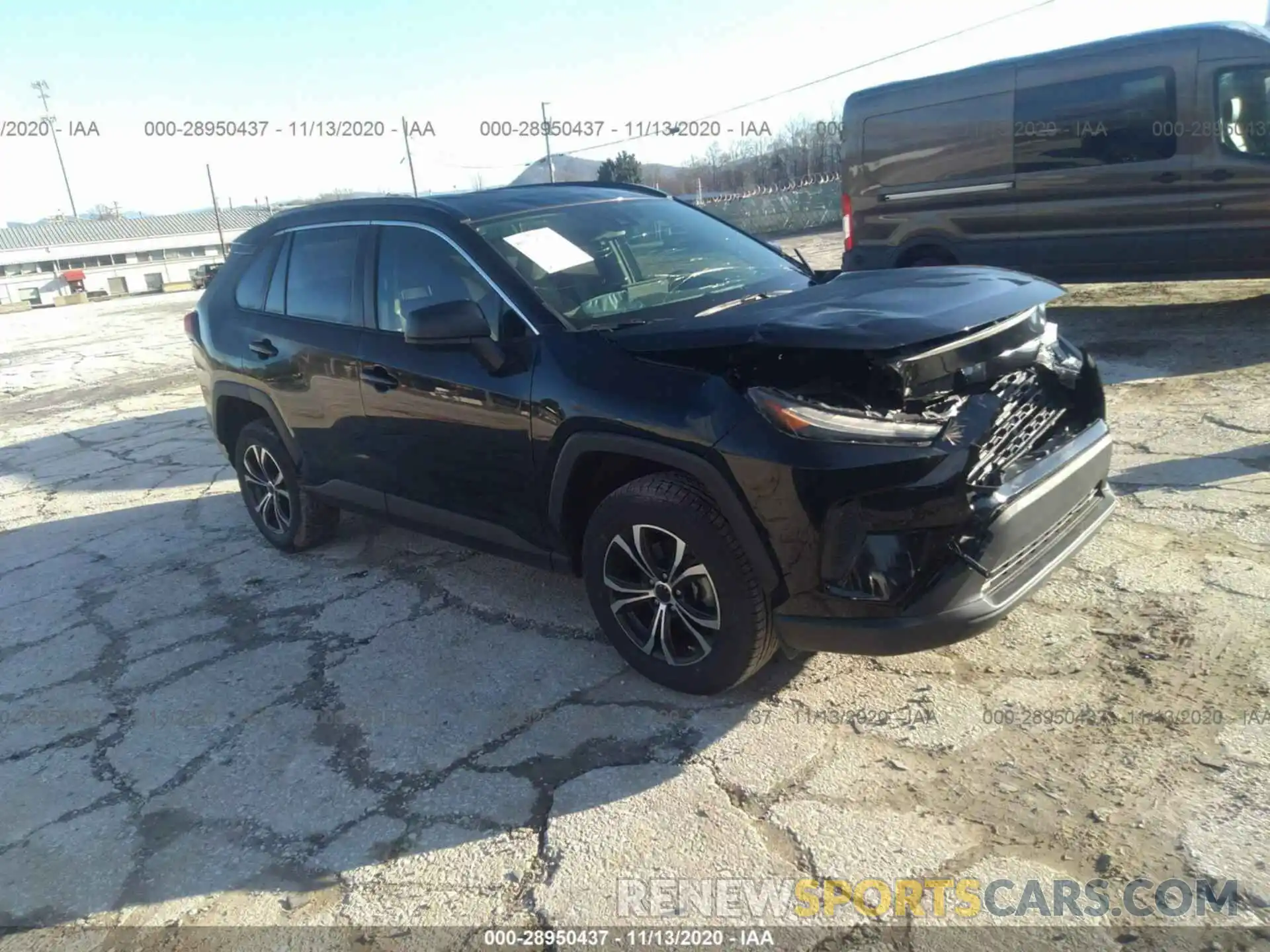 1 Photograph of a damaged car JTMF1RFV9KD025960 TOYOTA RAV4 2019