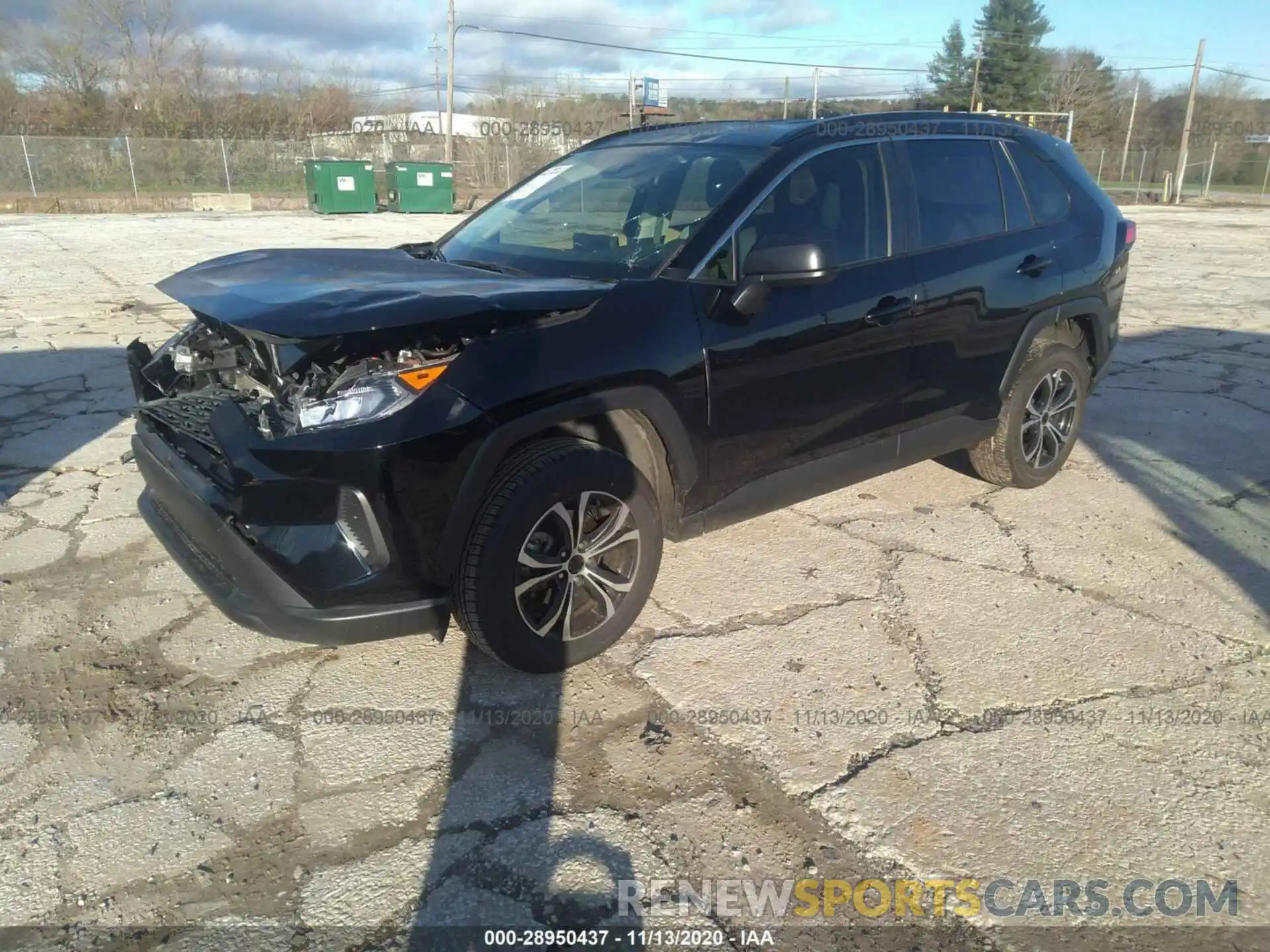 2 Photograph of a damaged car JTMF1RFV9KD025960 TOYOTA RAV4 2019