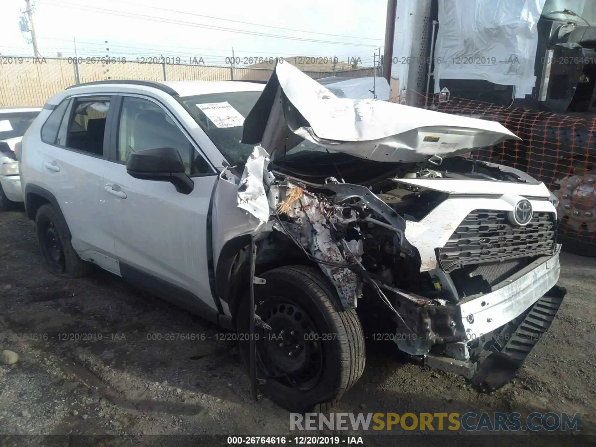 1 Photograph of a damaged car JTMF1RFV9KD029748 TOYOTA RAV4 2019