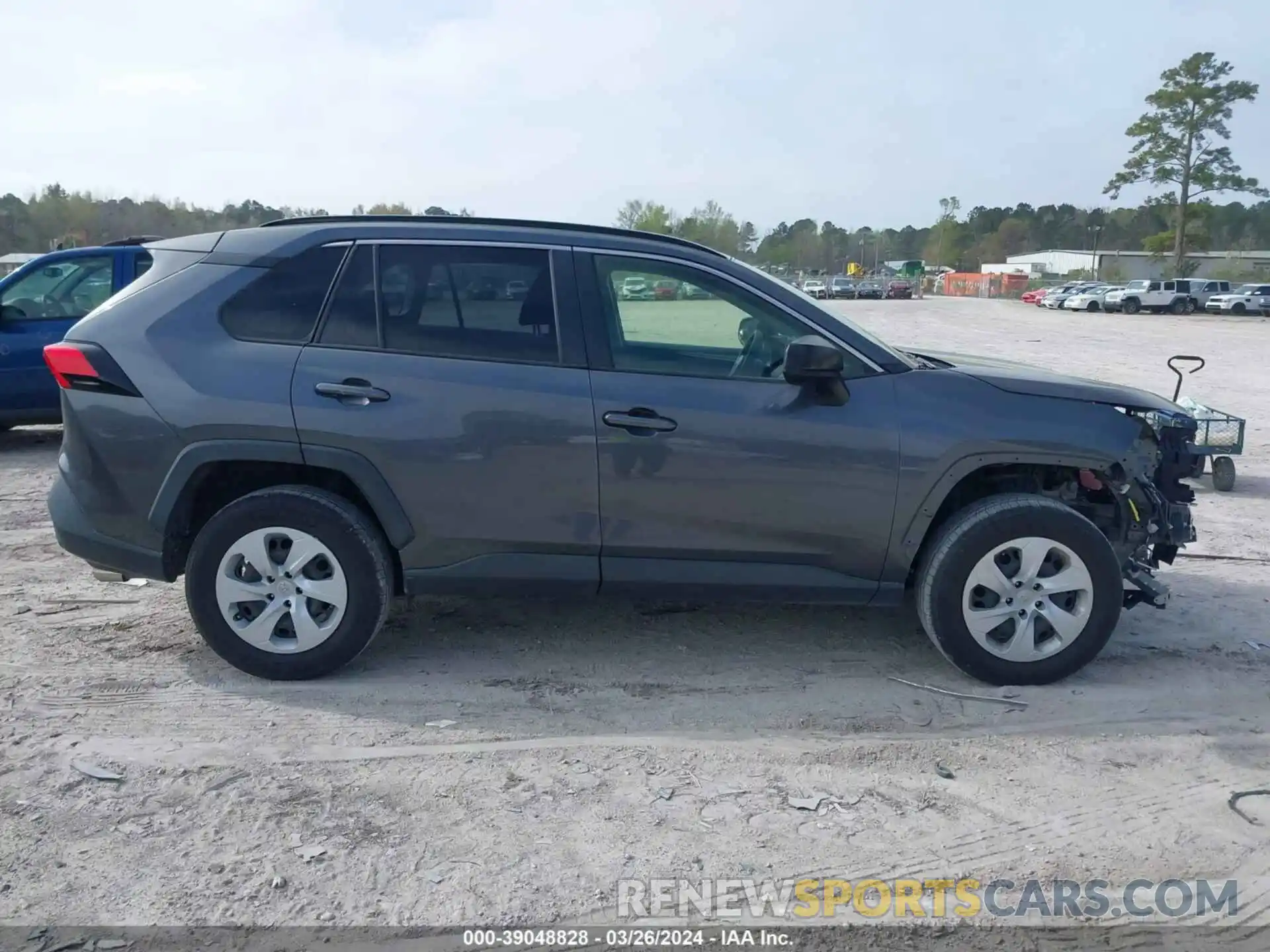 14 Photograph of a damaged car JTMF1RFV9KD042838 TOYOTA RAV4 2019