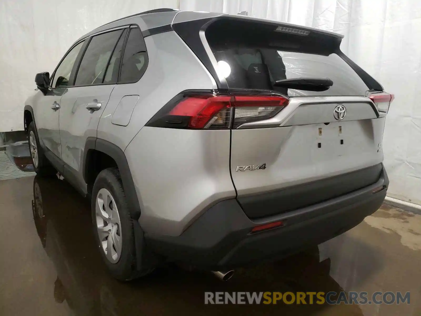 3 Photograph of a damaged car JTMF1RFV9KJ005662 TOYOTA RAV4 2019