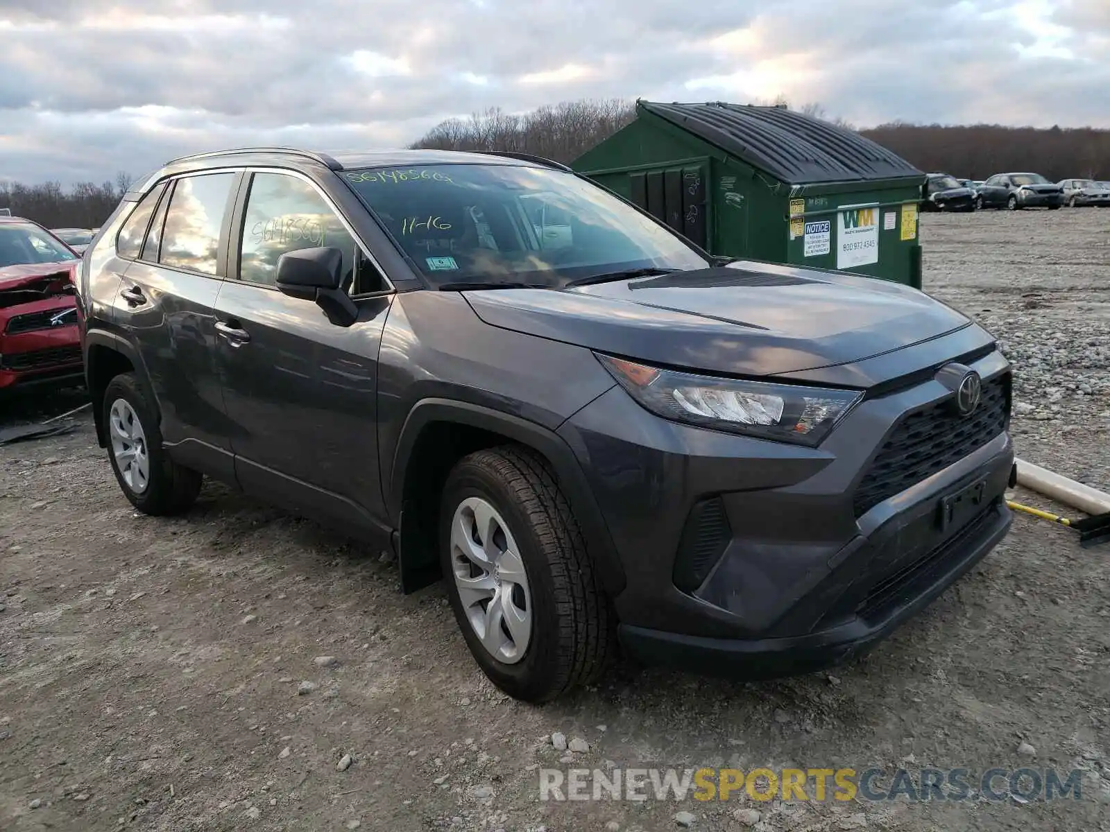 1 Photograph of a damaged car JTMF1RFV9KJ011509 TOYOTA RAV4 2019