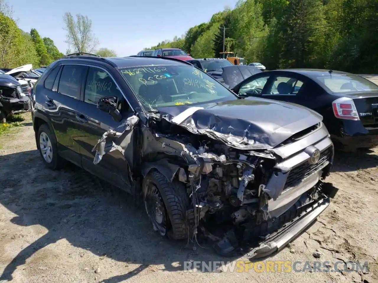 1 Photograph of a damaged car JTMF1RFV9KJ015589 TOYOTA RAV4 2019