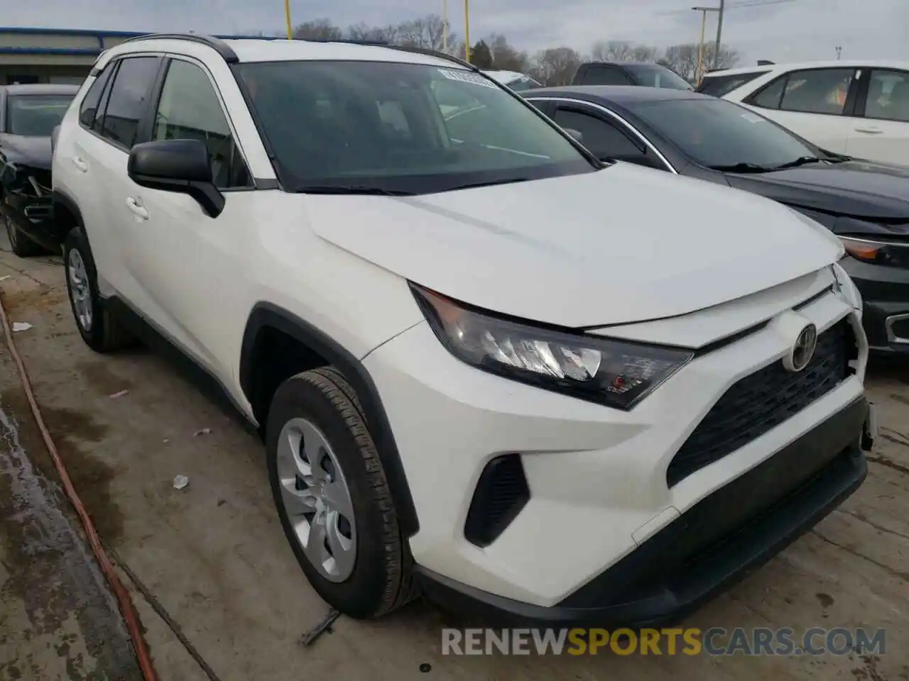 1 Photograph of a damaged car JTMF1RFVXKD022498 TOYOTA RAV4 2019