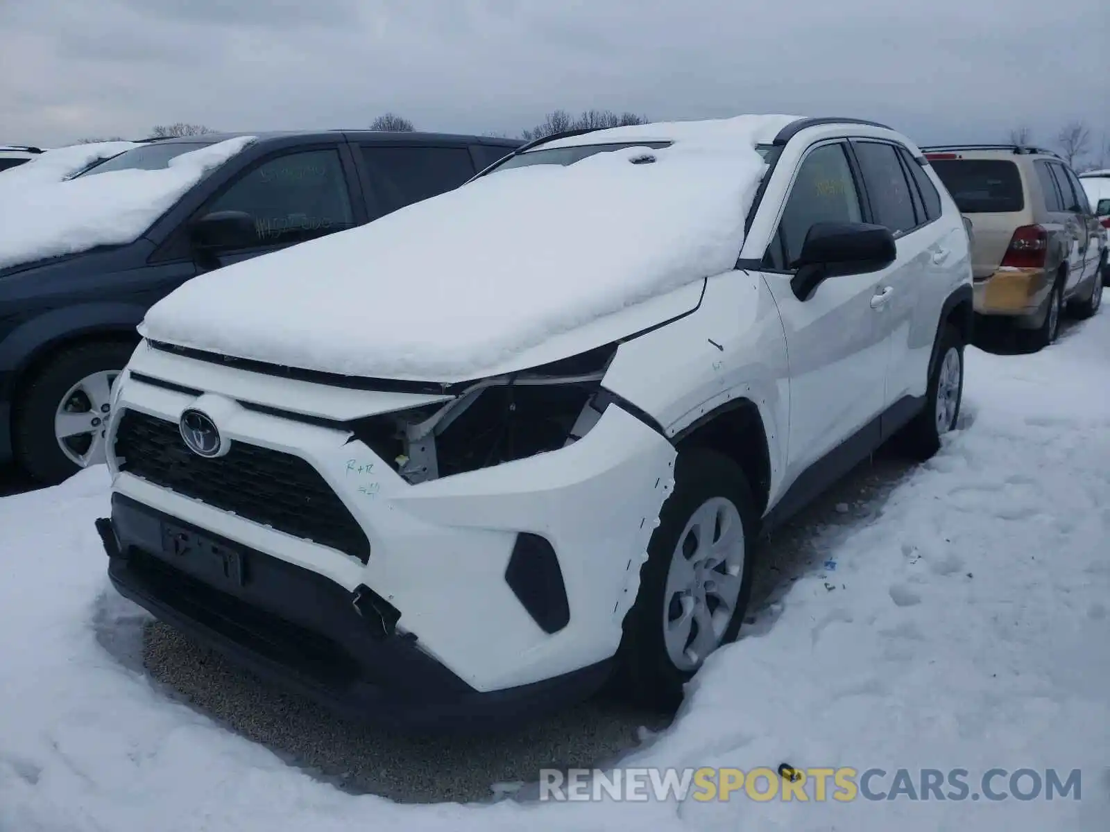 2 Photograph of a damaged car JTMF1RFVXKD024185 TOYOTA RAV4 2019