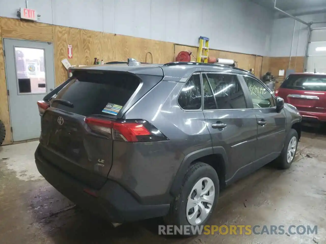 4 Photograph of a damaged car JTMF1RFVXKD045358 TOYOTA RAV4 2019