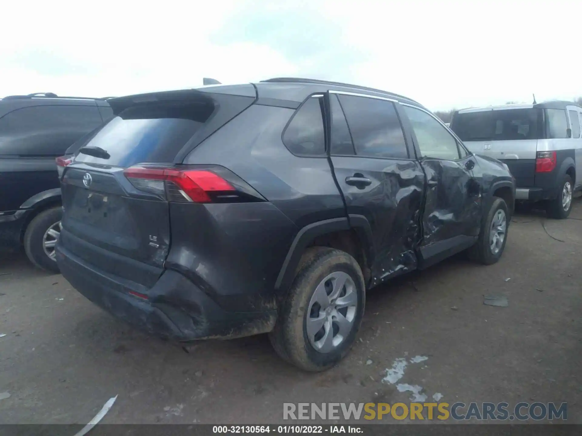 4 Photograph of a damaged car JTMF1RFVXKD047532 TOYOTA RAV4 2019