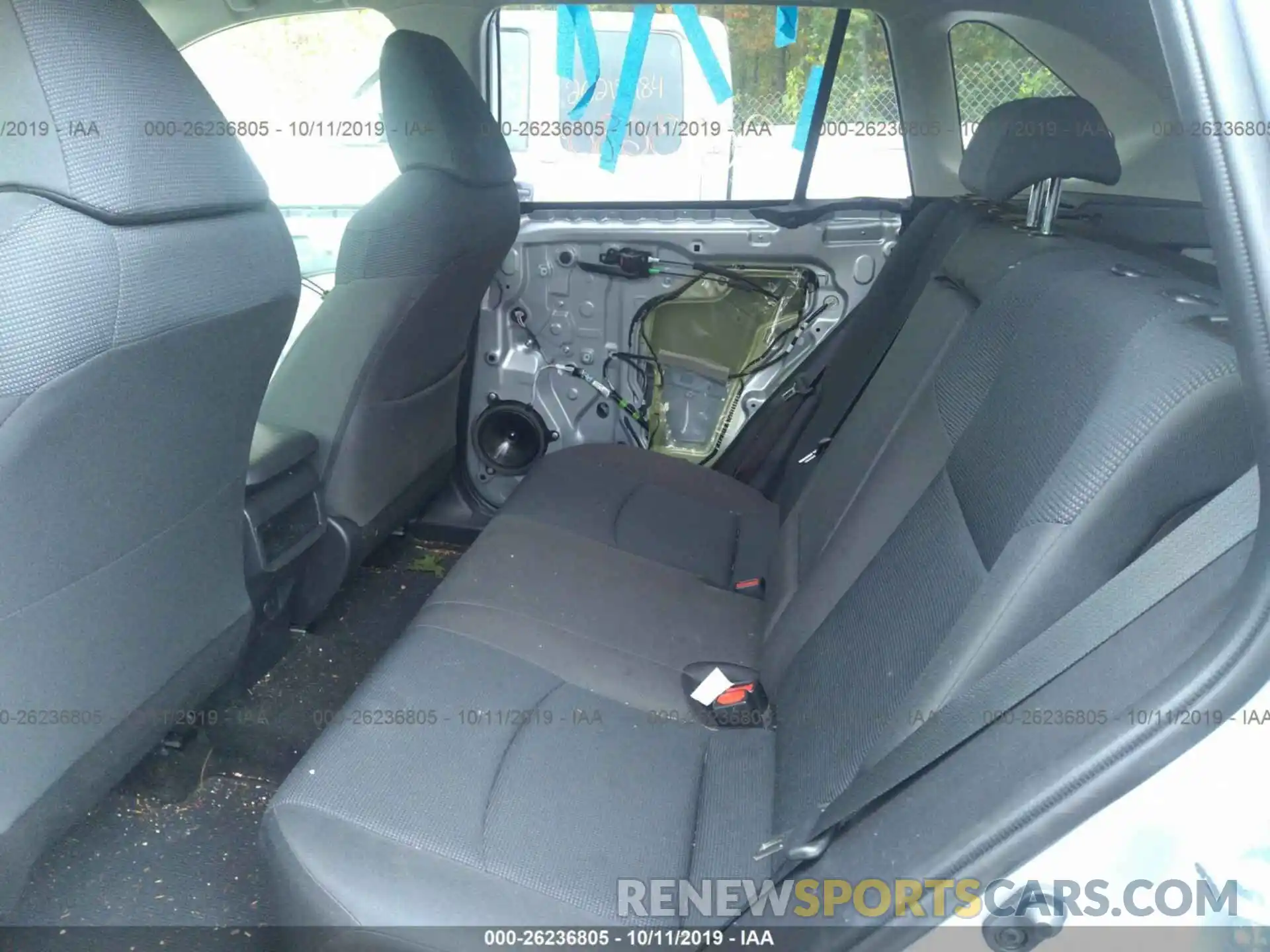 8 Photograph of a damaged car JTMF1RFVXKD508356 TOYOTA RAV4 2019