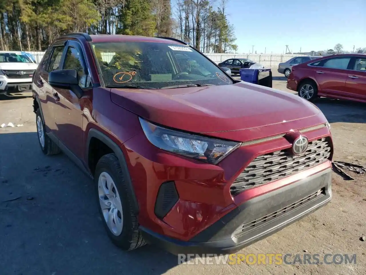 1 Photograph of a damaged car JTMF1RFVXKD523813 TOYOTA RAV4 2019