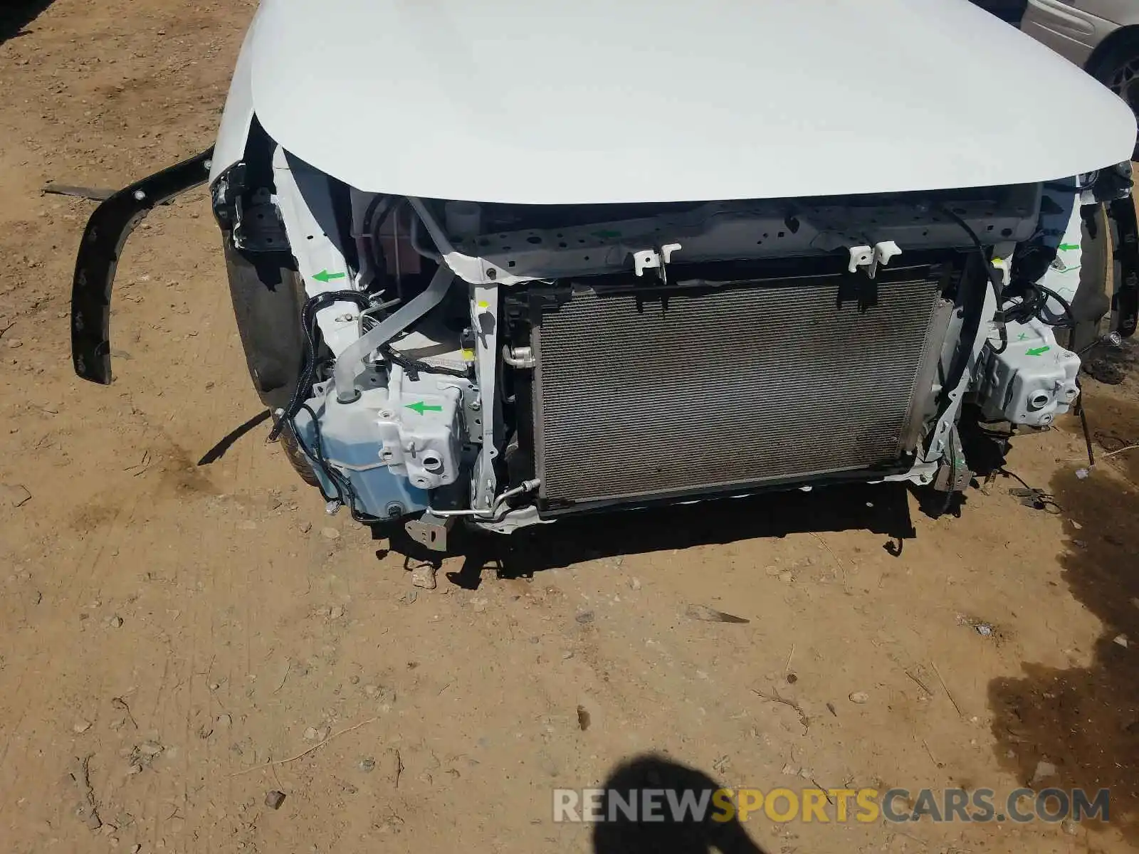 9 Photograph of a damaged car JTMF1RFVXKJ001667 TOYOTA RAV4 2019