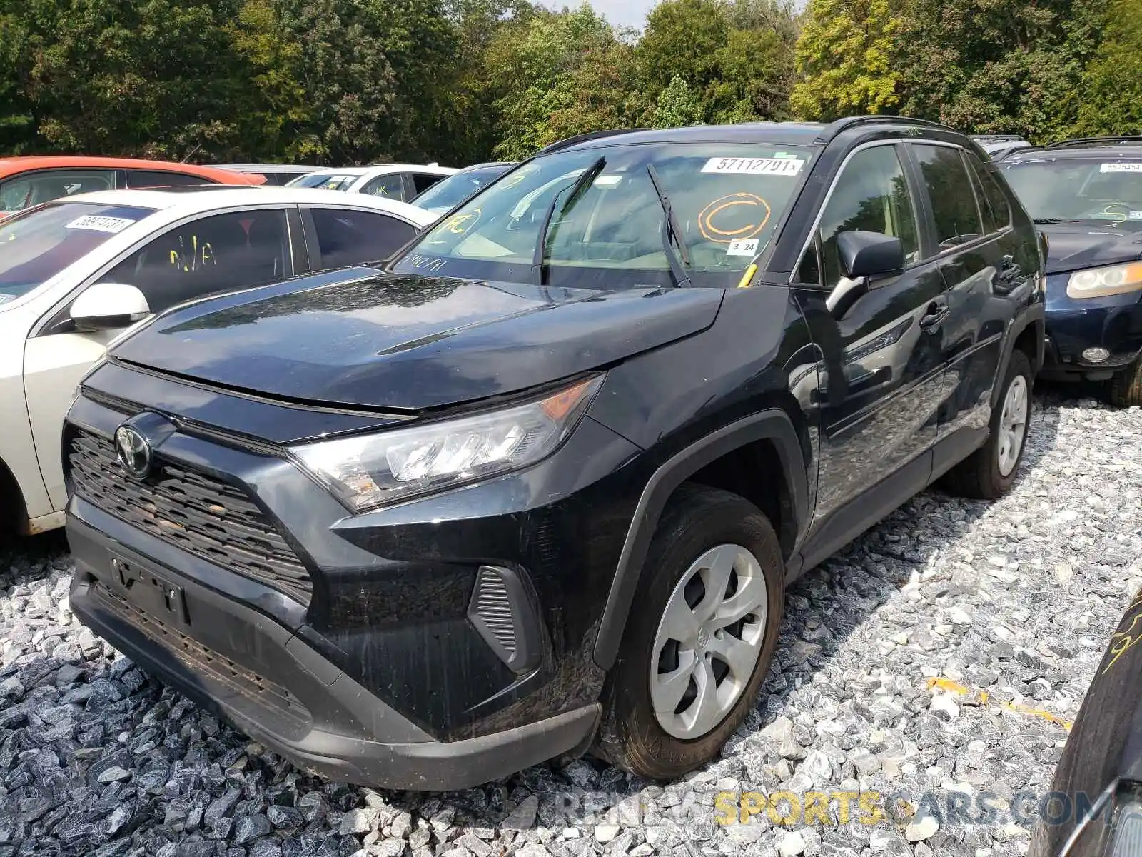 2 Photograph of a damaged car JTMF1RFVXKJ002575 TOYOTA RAV4 2019