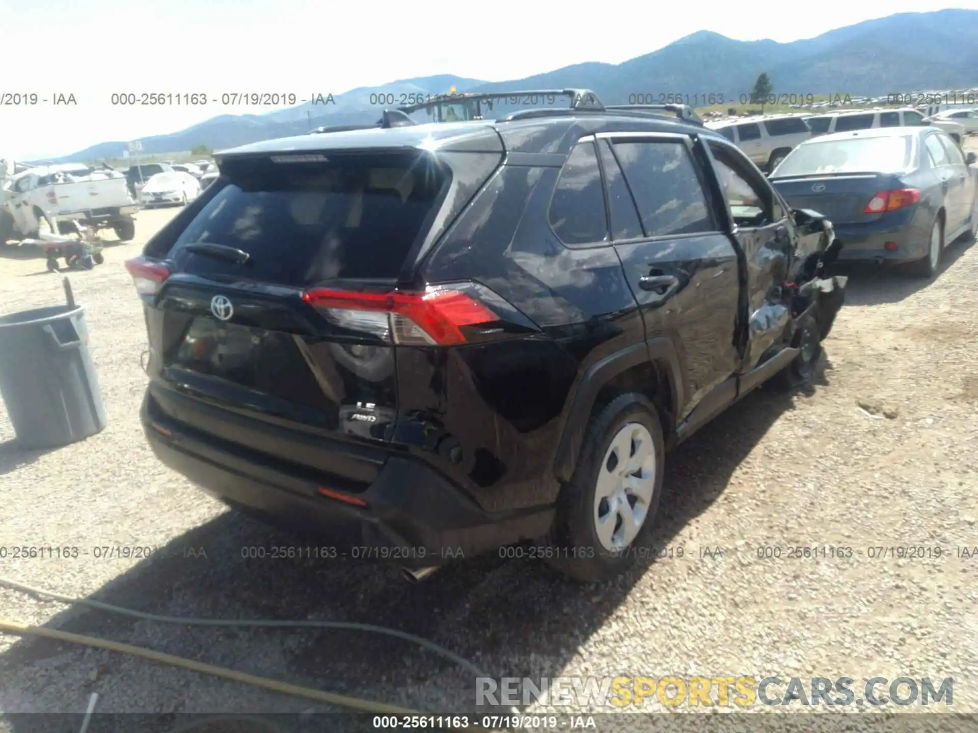 4 Photograph of a damaged car JTMF1RFVXKJ004701 TOYOTA RAV4 2019