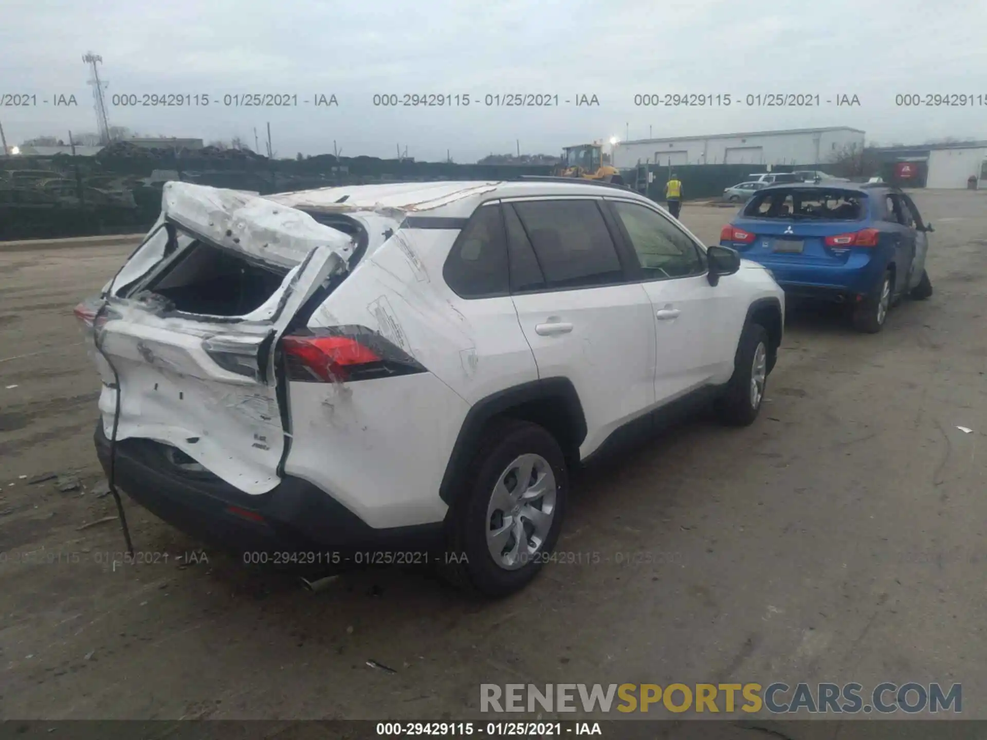 4 Photograph of a damaged car JTMF1RFVXKJ004990 TOYOTA RAV4 2019