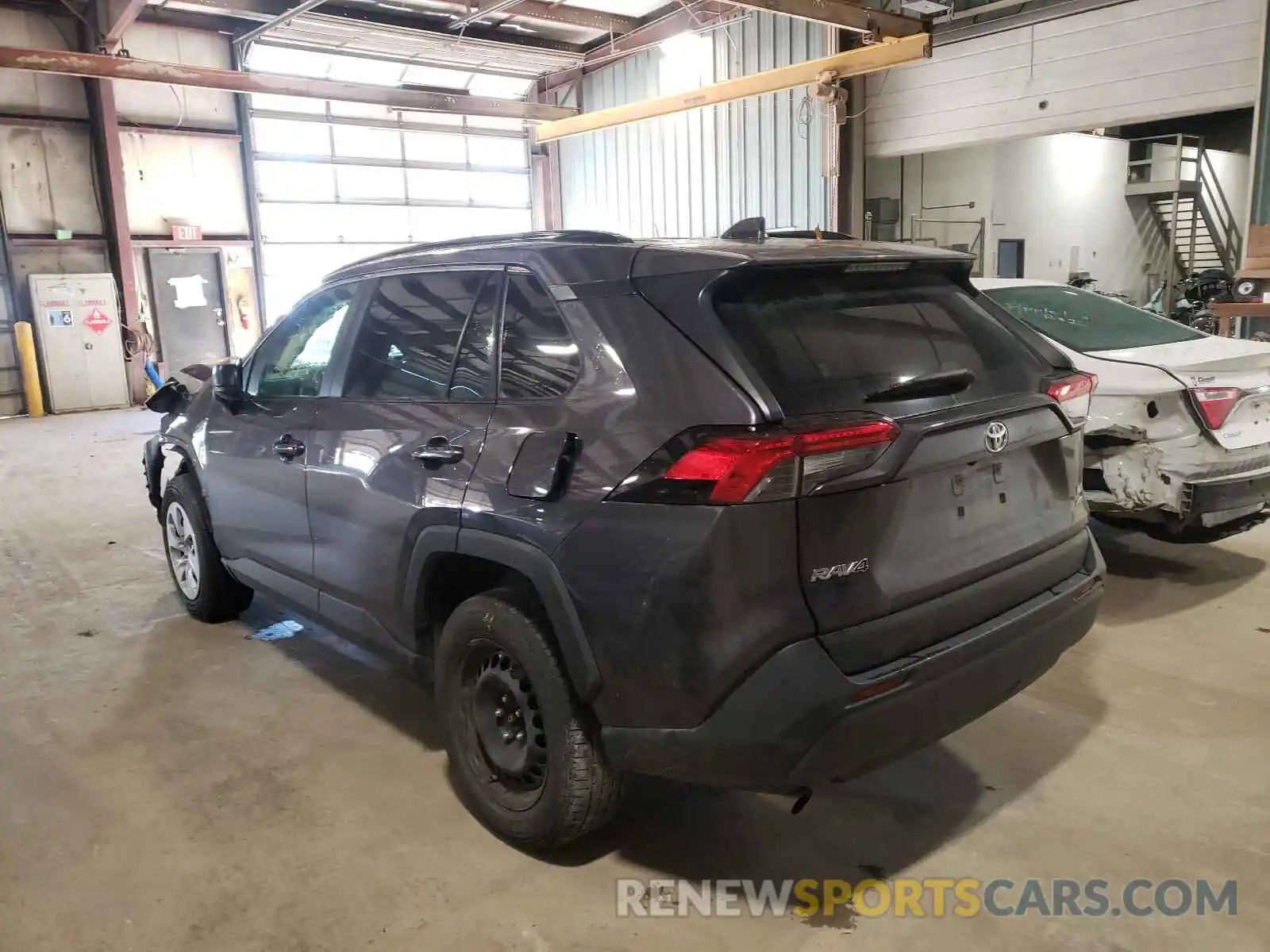 3 Photograph of a damaged car JTMF1RFVXKJ015701 TOYOTA RAV4 2019