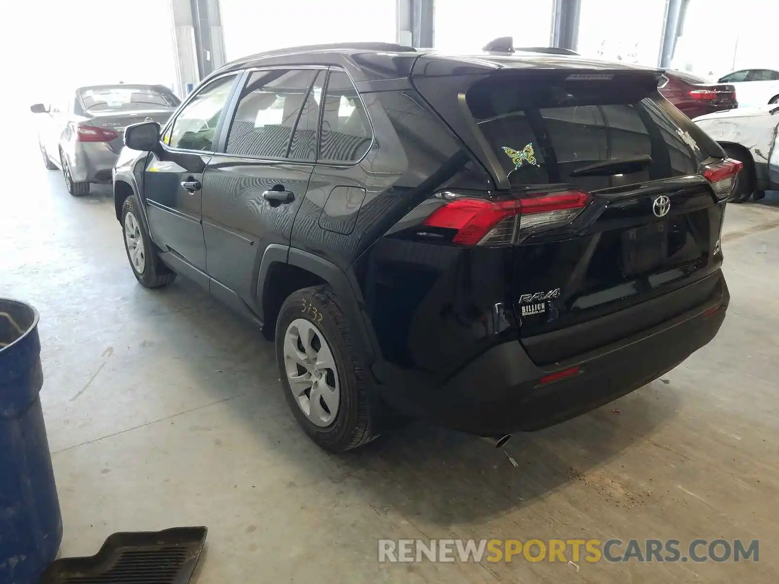 3 Photograph of a damaged car JTMG1RFV0KD016097 TOYOTA RAV4 2019