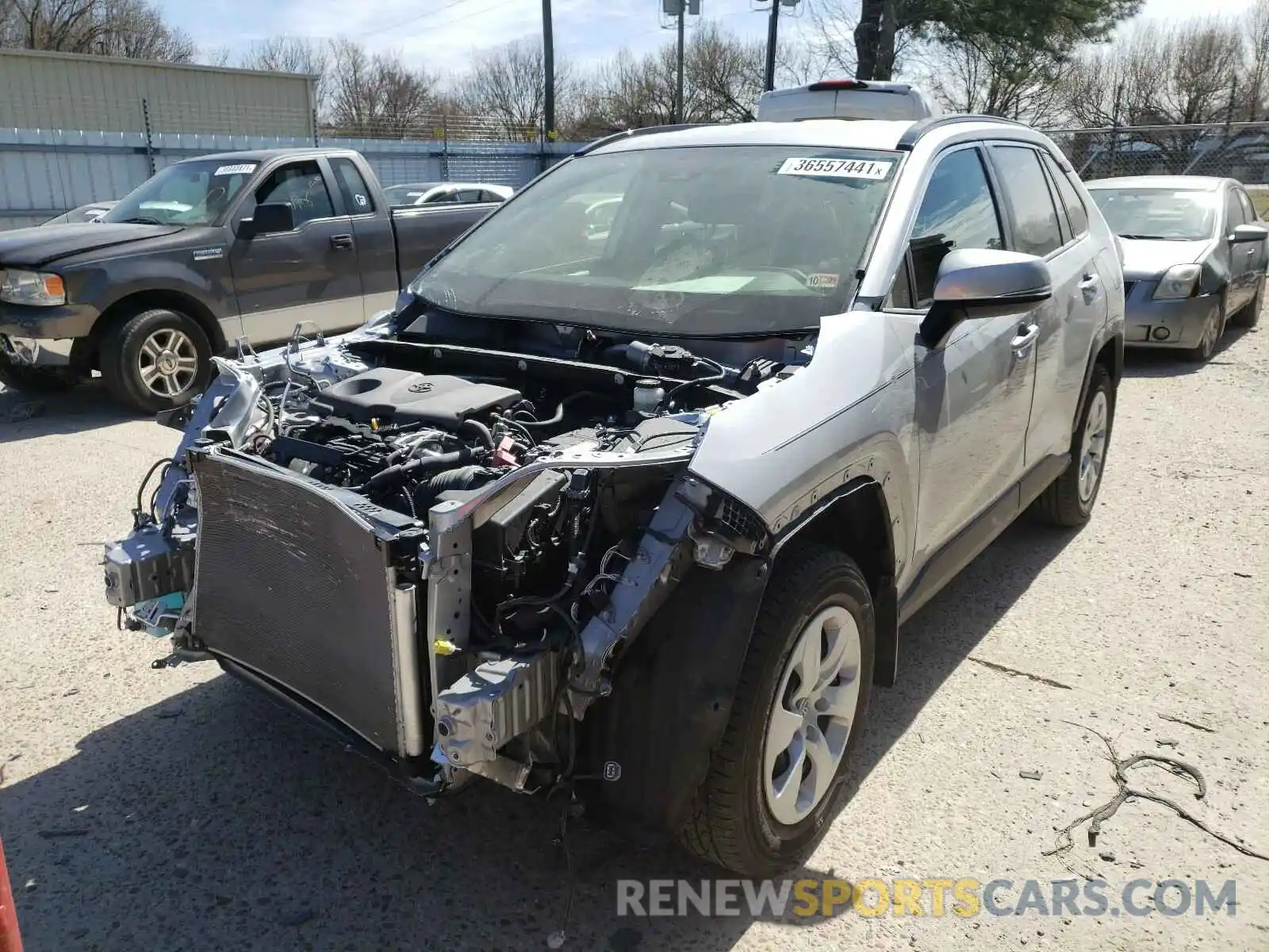 2 Photograph of a damaged car JTMG1RFV0KD045793 TOYOTA RAV4 2019