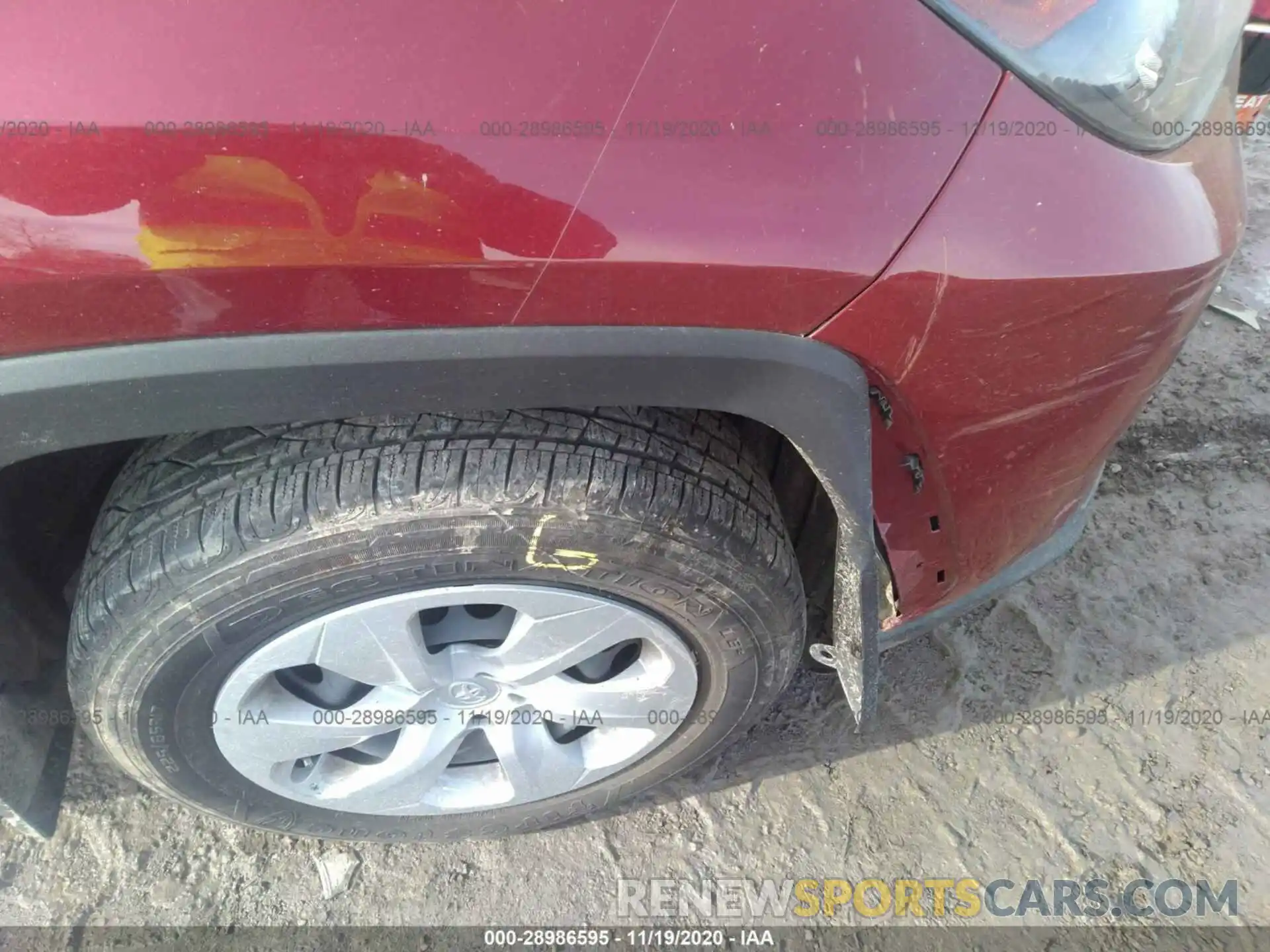 15 Photograph of a damaged car JTMG1RFV0KD502506 TOYOTA RAV4 2019