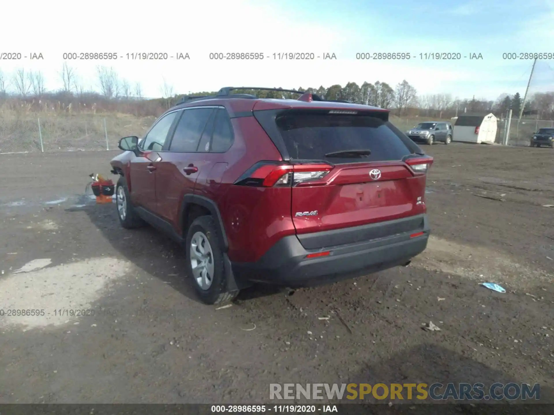 3 Фотография поврежденного автомобиля JTMG1RFV0KD502506 TOYOTA RAV4 2019