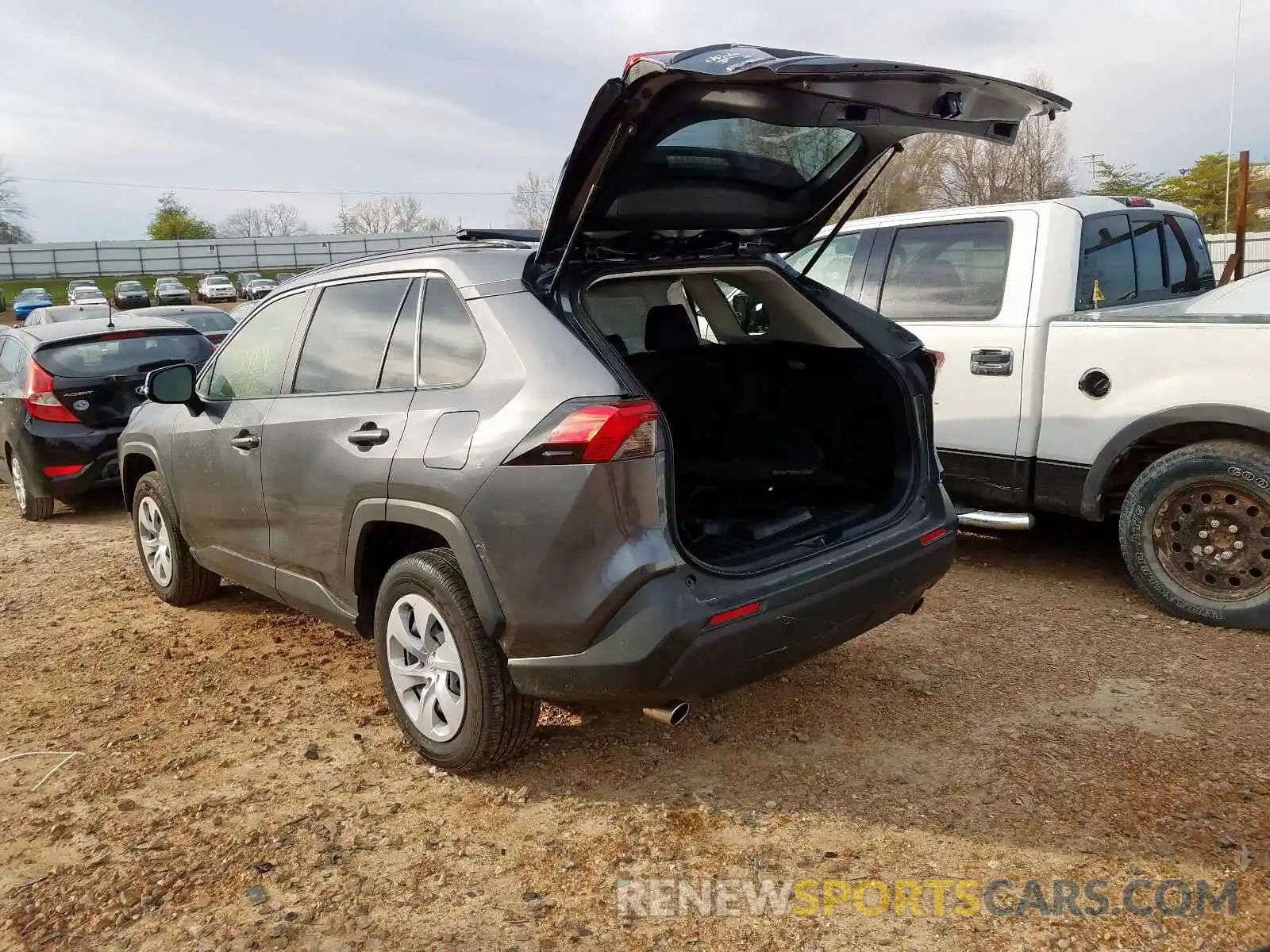 3 Photograph of a damaged car JTMG1RFV0KD504983 TOYOTA RAV4 2019