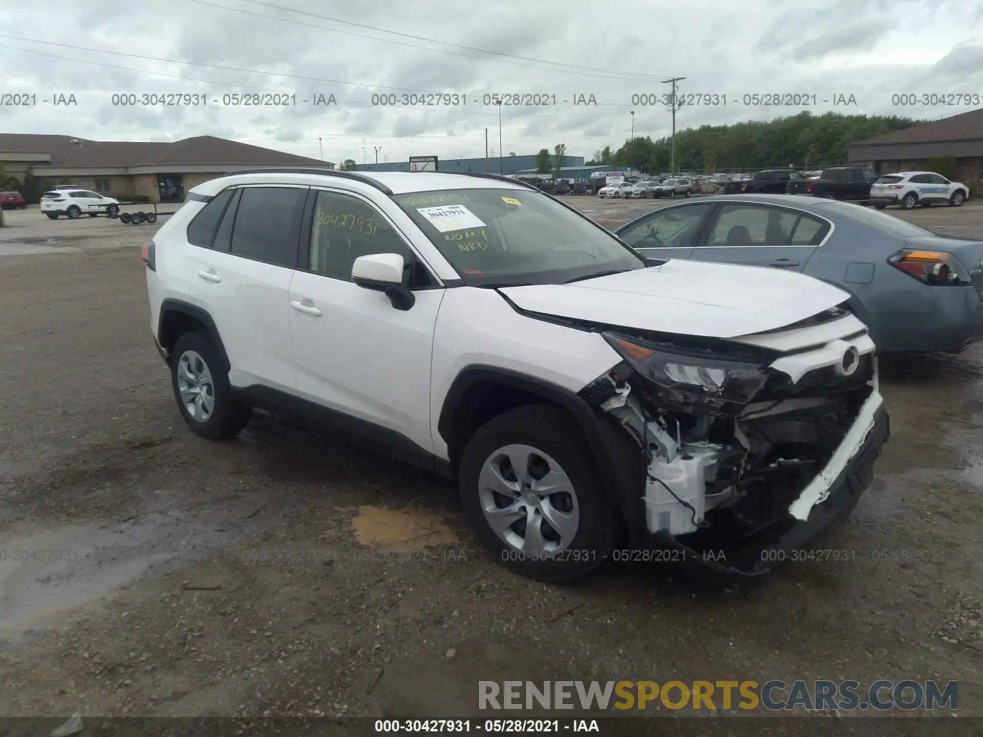 1 Photograph of a damaged car JTMG1RFV1KD020482 TOYOTA RAV4 2019