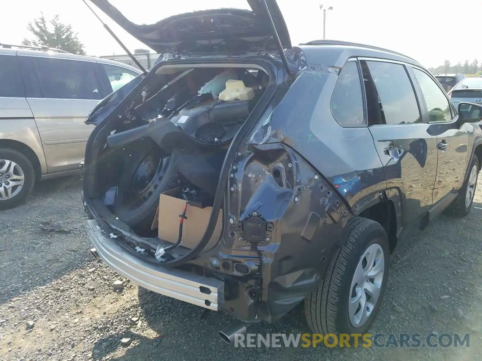 9 Photograph of a damaged car JTMG1RFV1KD029991 TOYOTA RAV4 2019