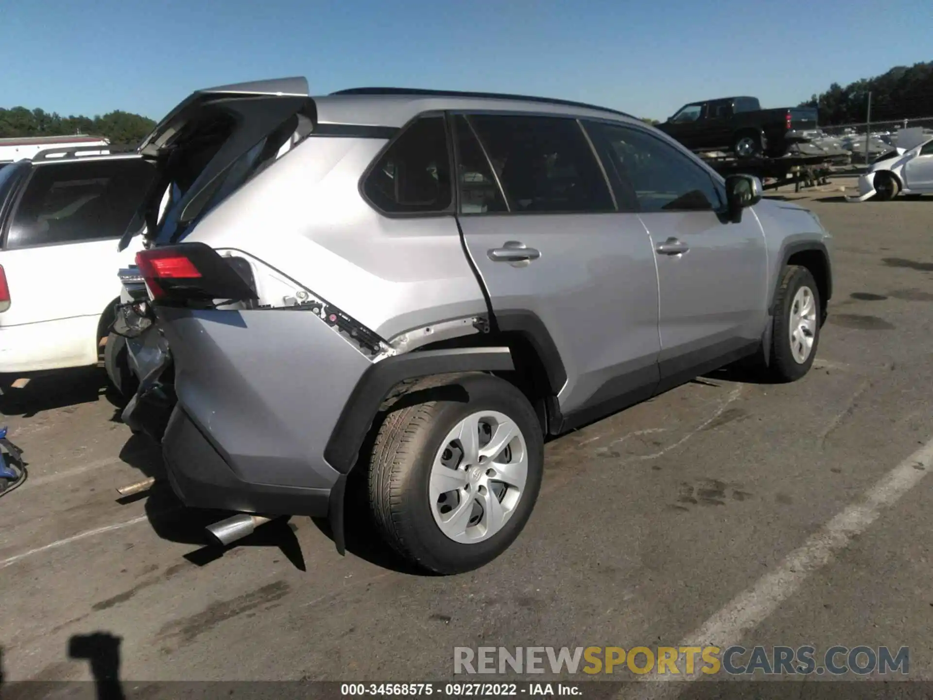 4 Photograph of a damaged car JTMG1RFV1KD507083 TOYOTA RAV4 2019