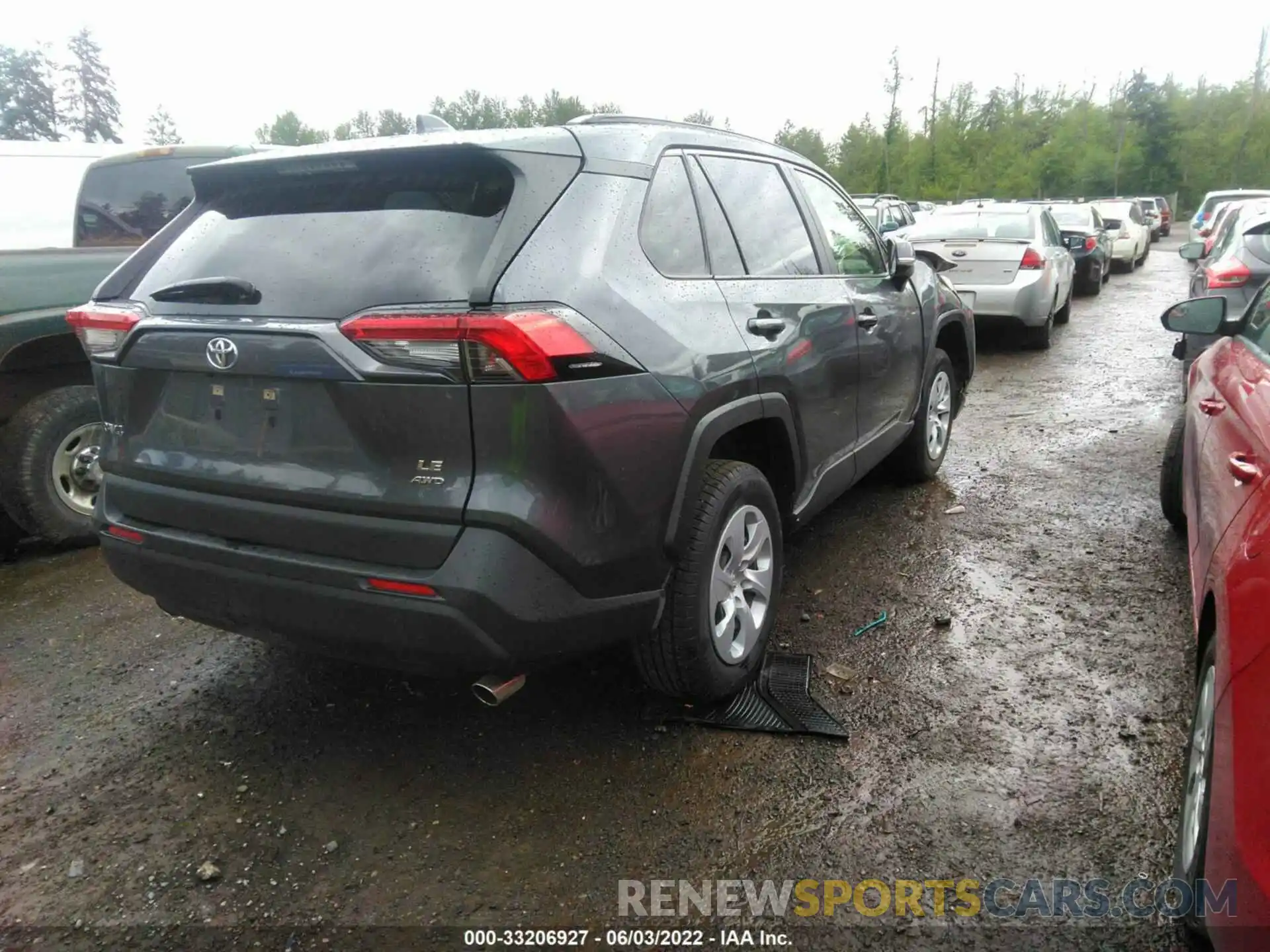 4 Photograph of a damaged car JTMG1RFV1KD508234 TOYOTA RAV4 2019