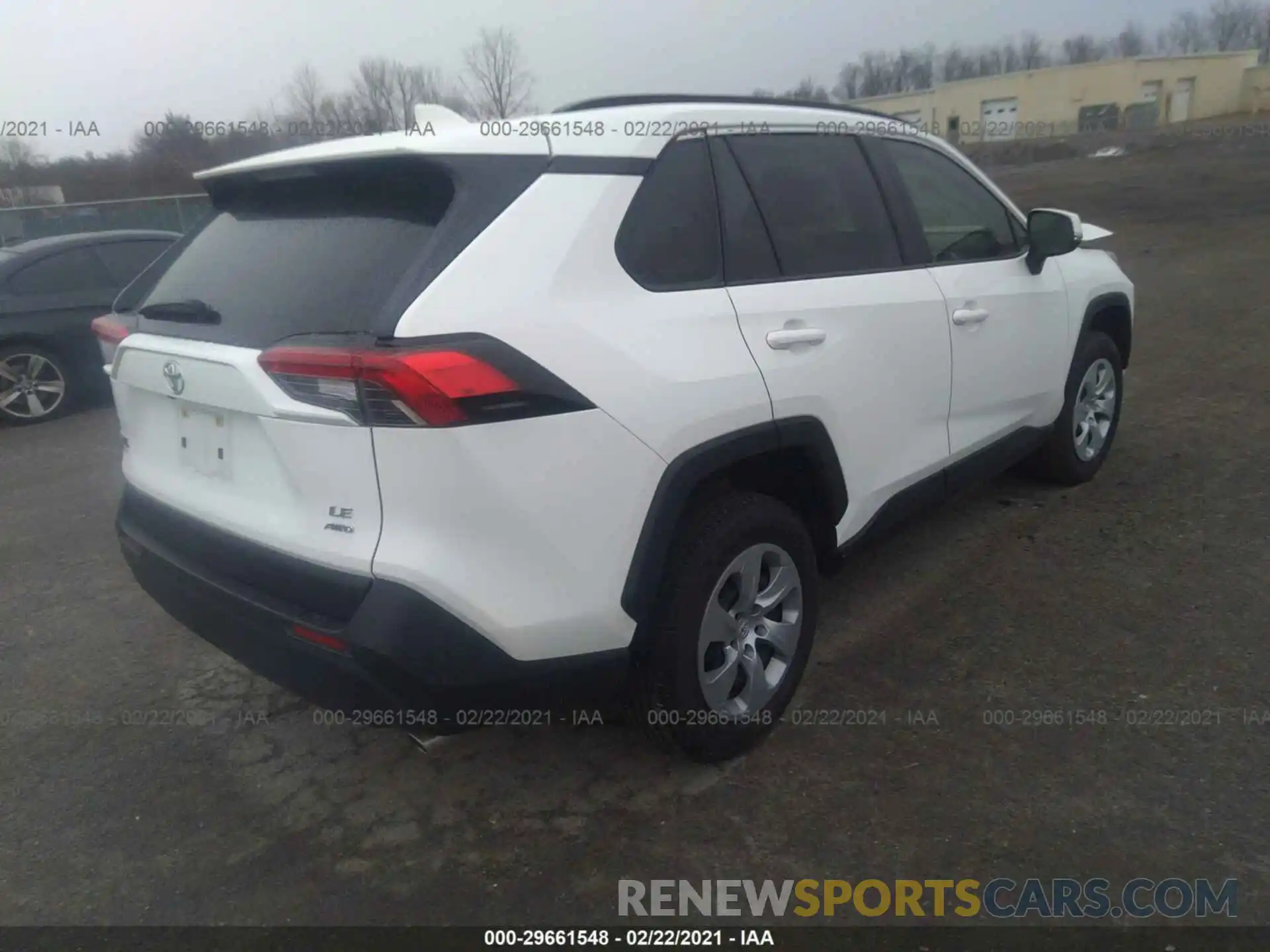 4 Photograph of a damaged car JTMG1RFV1KJ010326 TOYOTA RAV4 2019