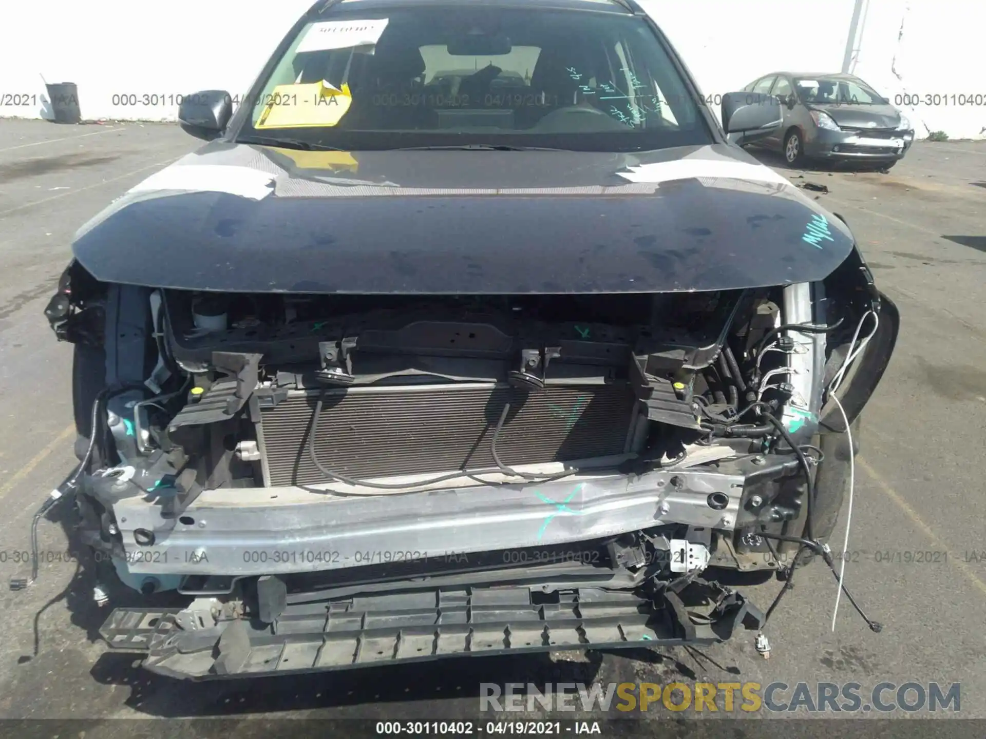 6 Photograph of a damaged car JTMG1RFV1KJ011394 TOYOTA RAV4 2019