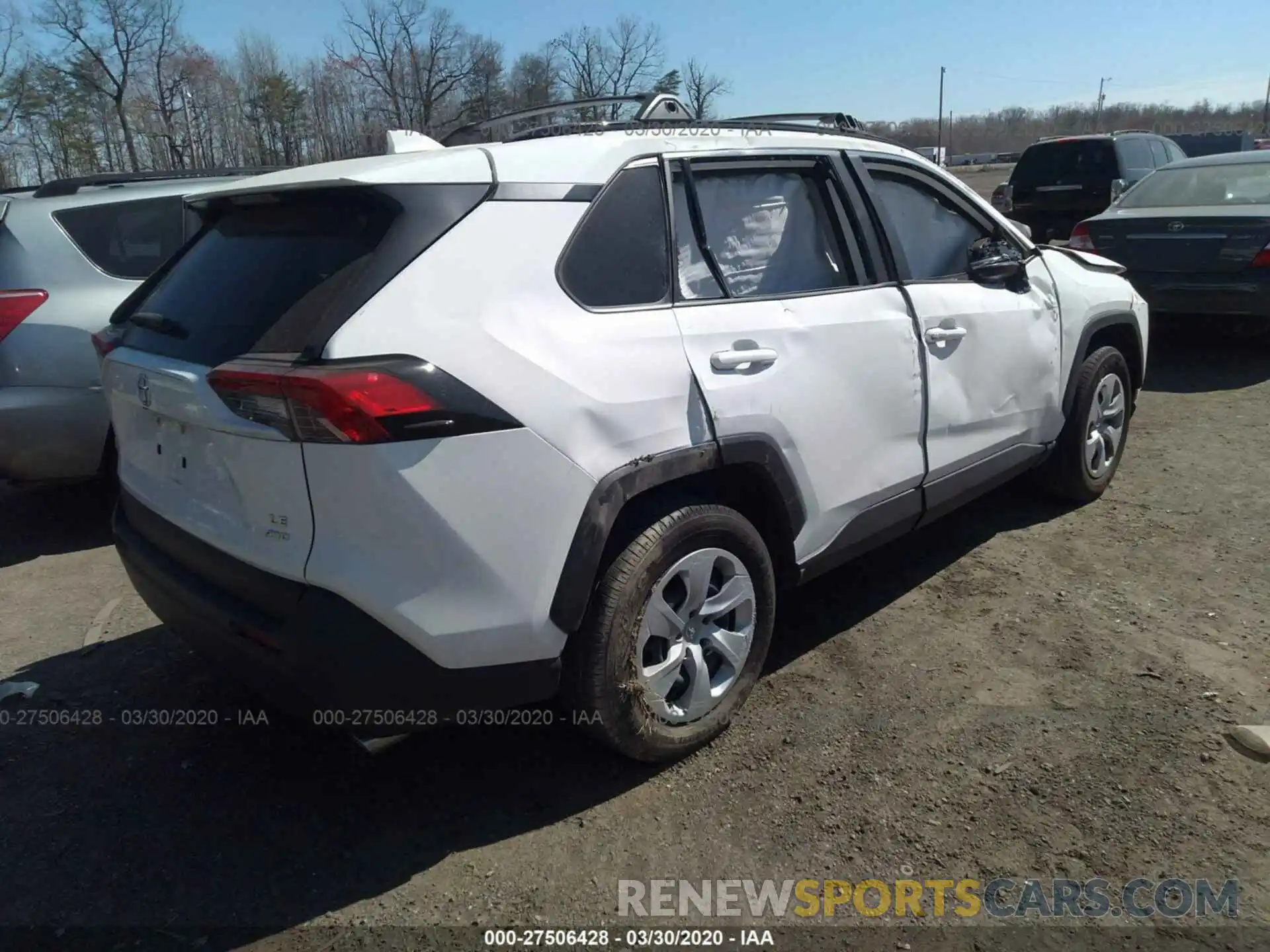 4 Photograph of a damaged car JTMG1RFV2KD020846 TOYOTA RAV4 2019