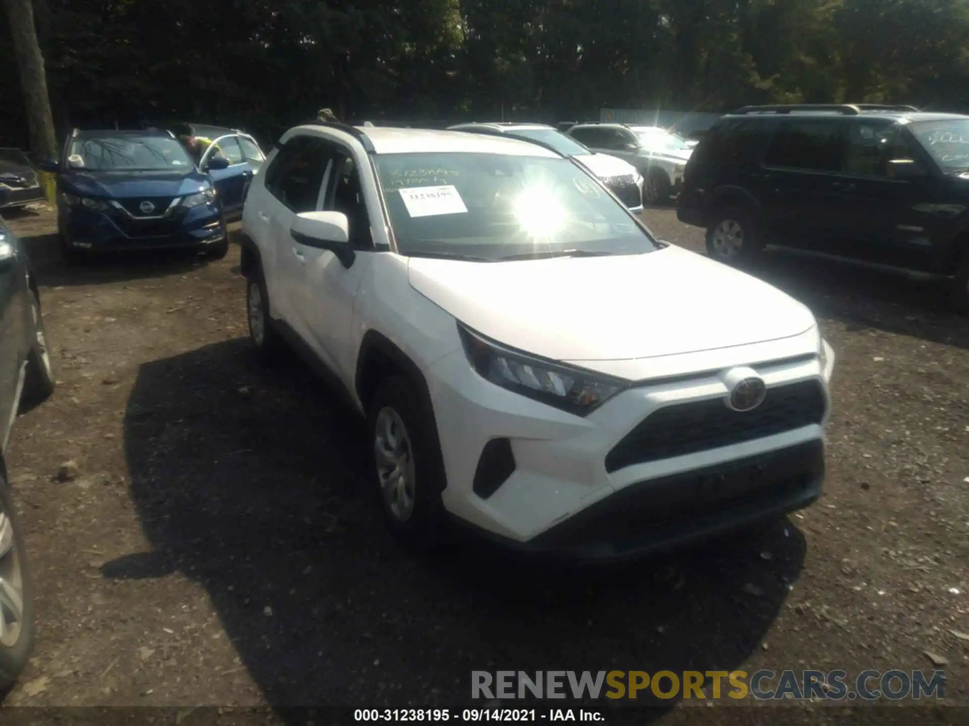 1 Photograph of a damaged car JTMG1RFV2KD022435 TOYOTA RAV4 2019