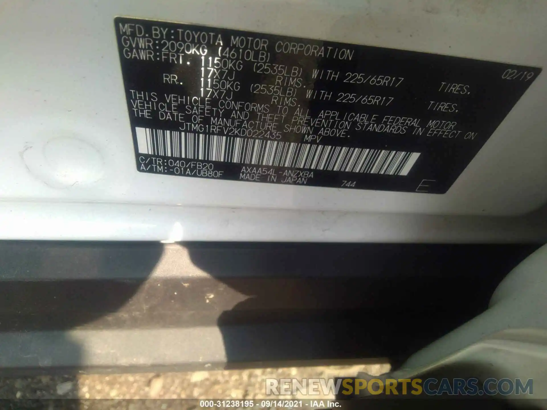 9 Фотография поврежденного автомобиля JTMG1RFV2KD022435 TOYOTA RAV4 2019