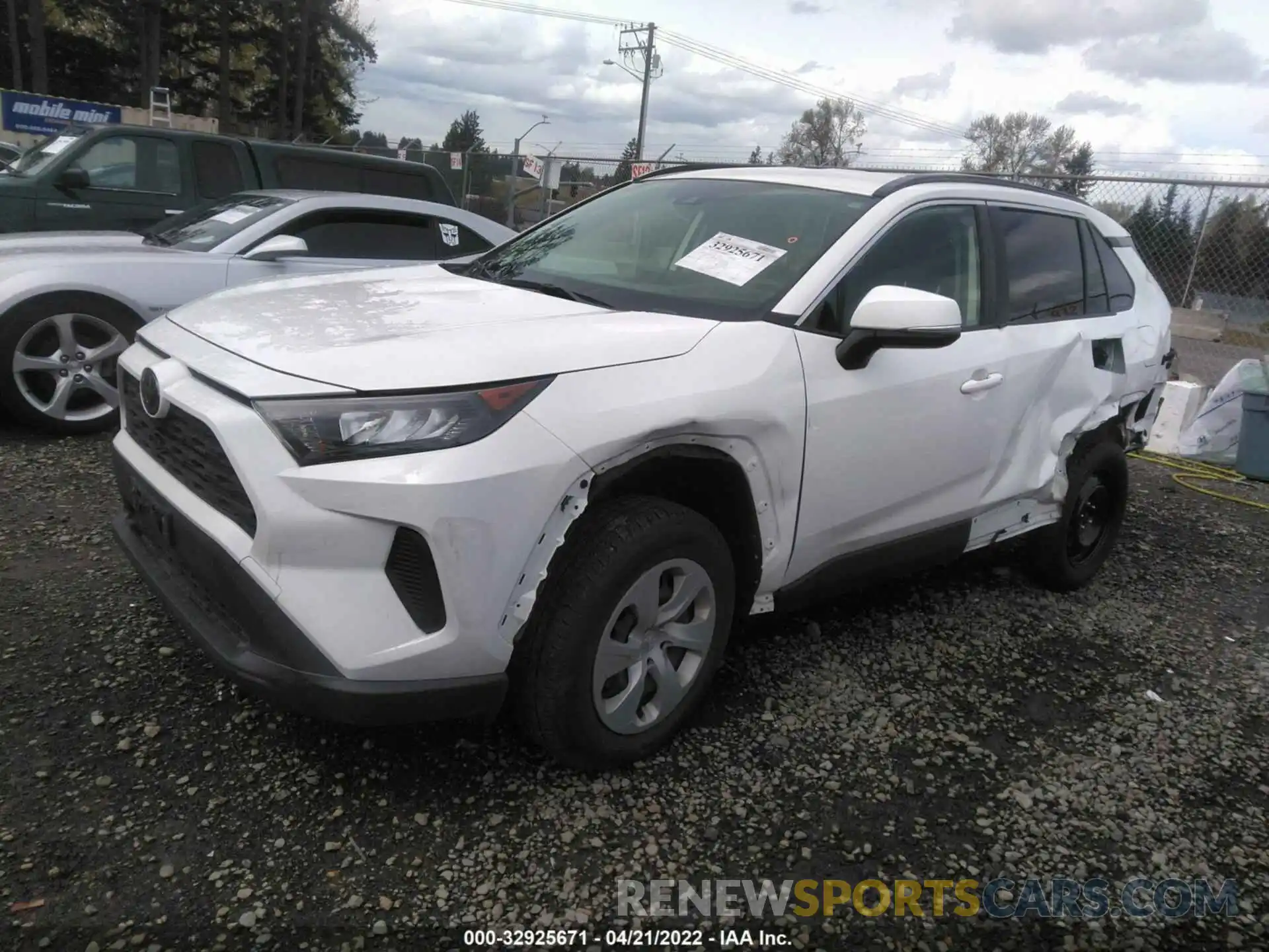 2 Photograph of a damaged car JTMG1RFV2KD039168 TOYOTA RAV4 2019