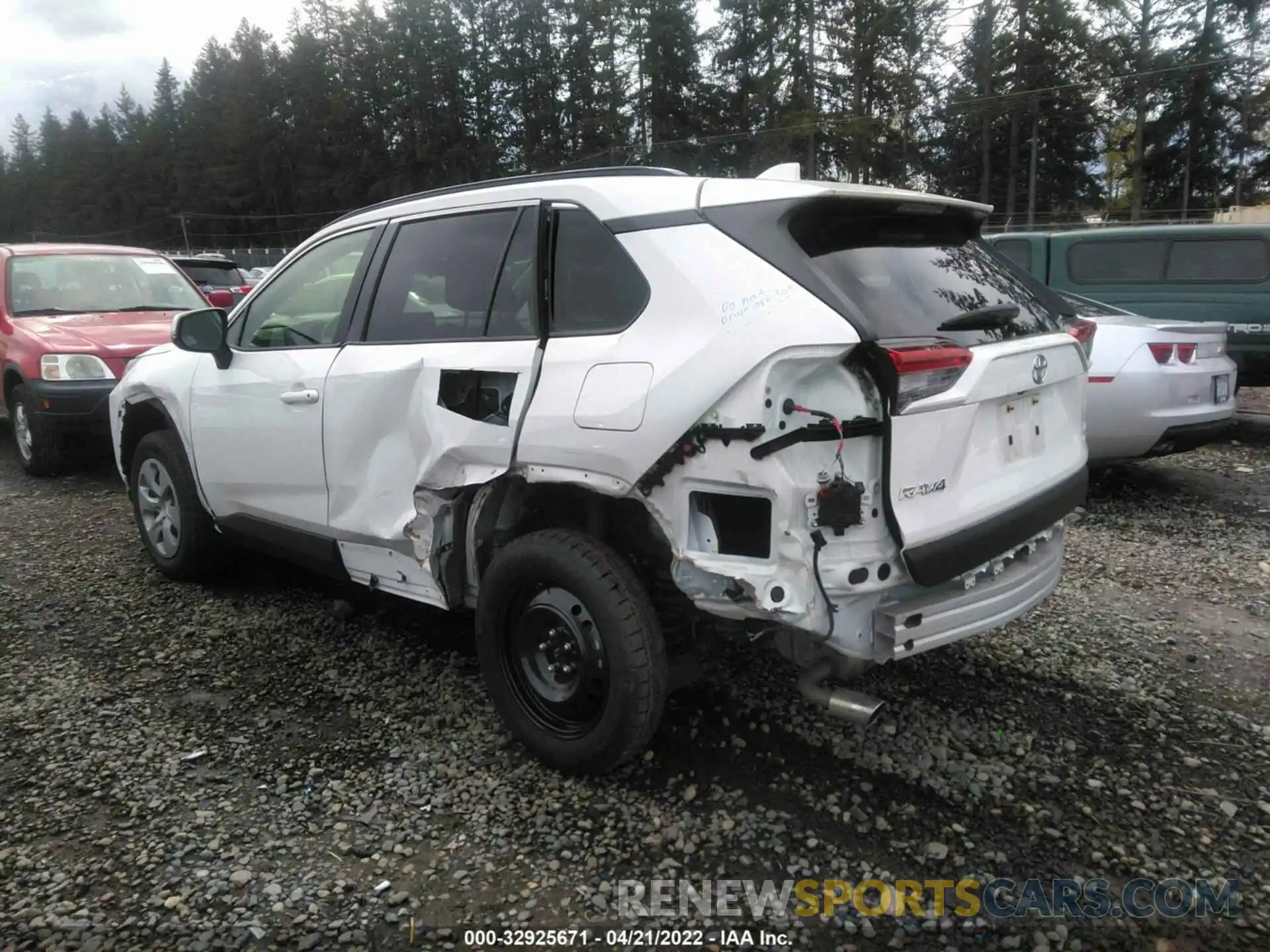 3 Photograph of a damaged car JTMG1RFV2KD039168 TOYOTA RAV4 2019