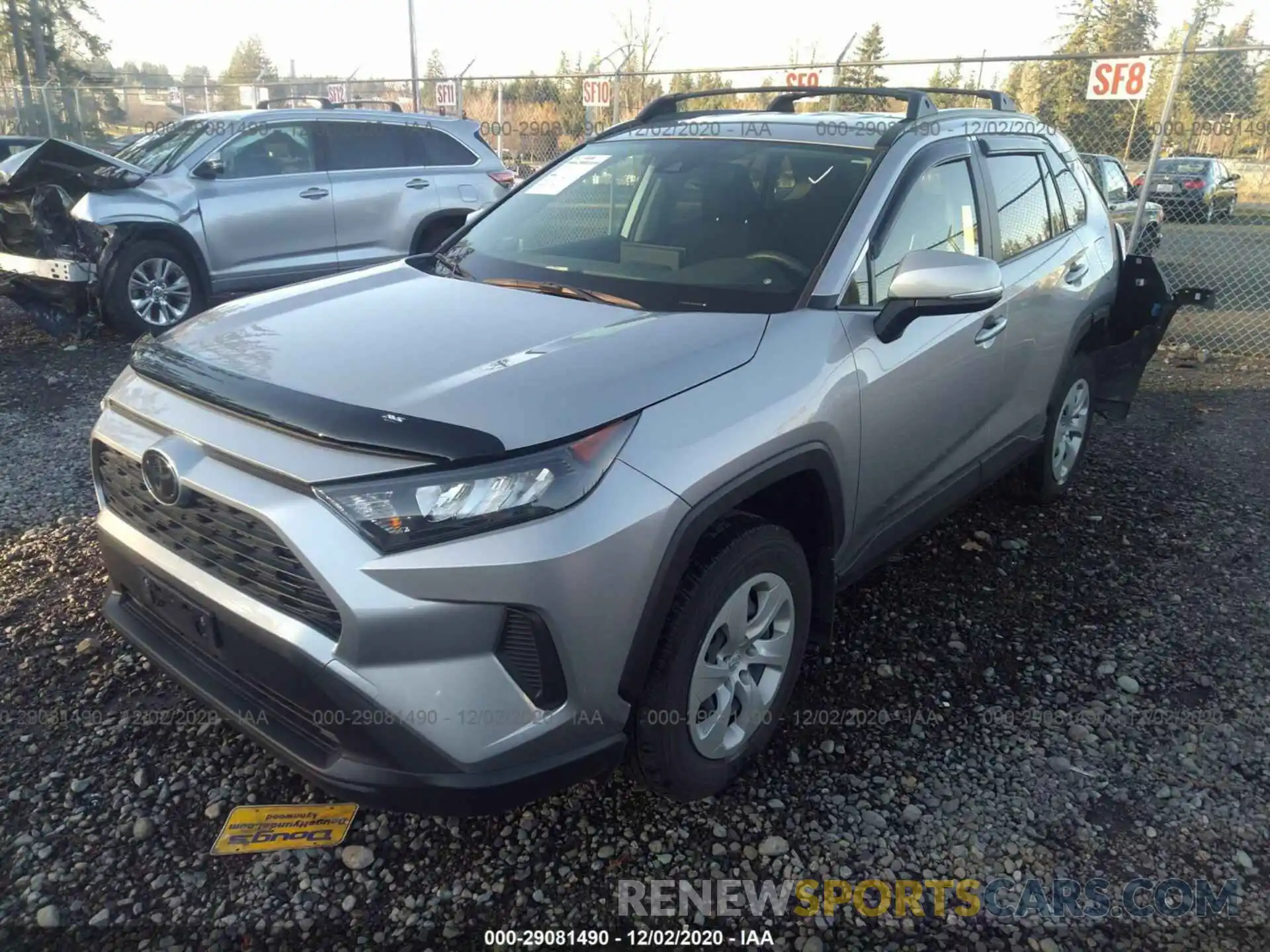 2 Фотография поврежденного автомобиля JTMG1RFV2KD500644 TOYOTA RAV4 2019