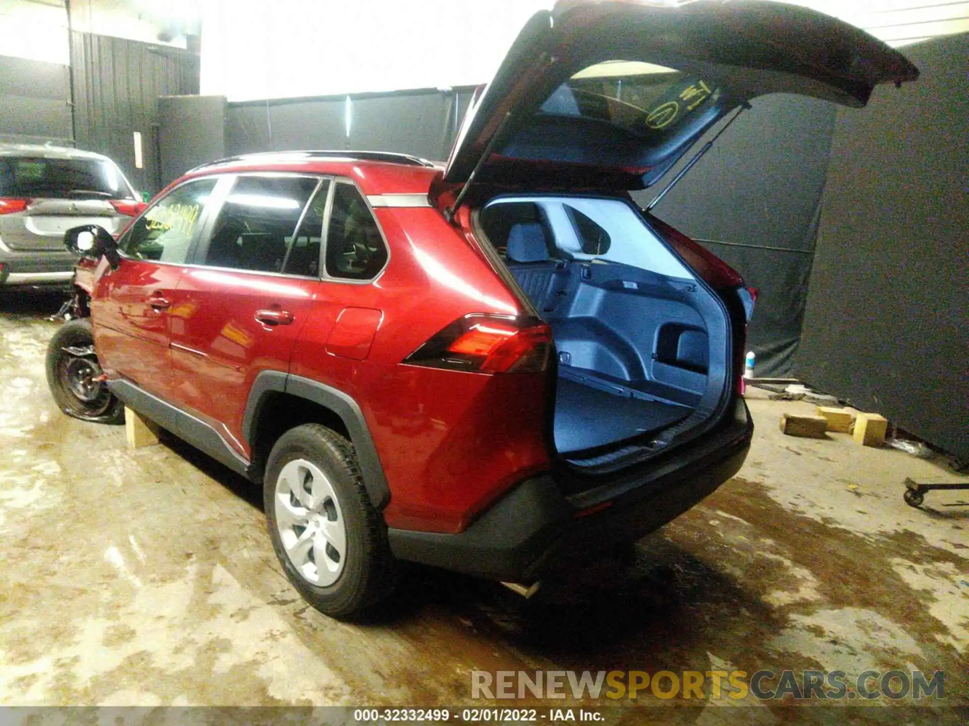 3 Фотография поврежденного автомобиля JTMG1RFV2KD507416 TOYOTA RAV4 2019