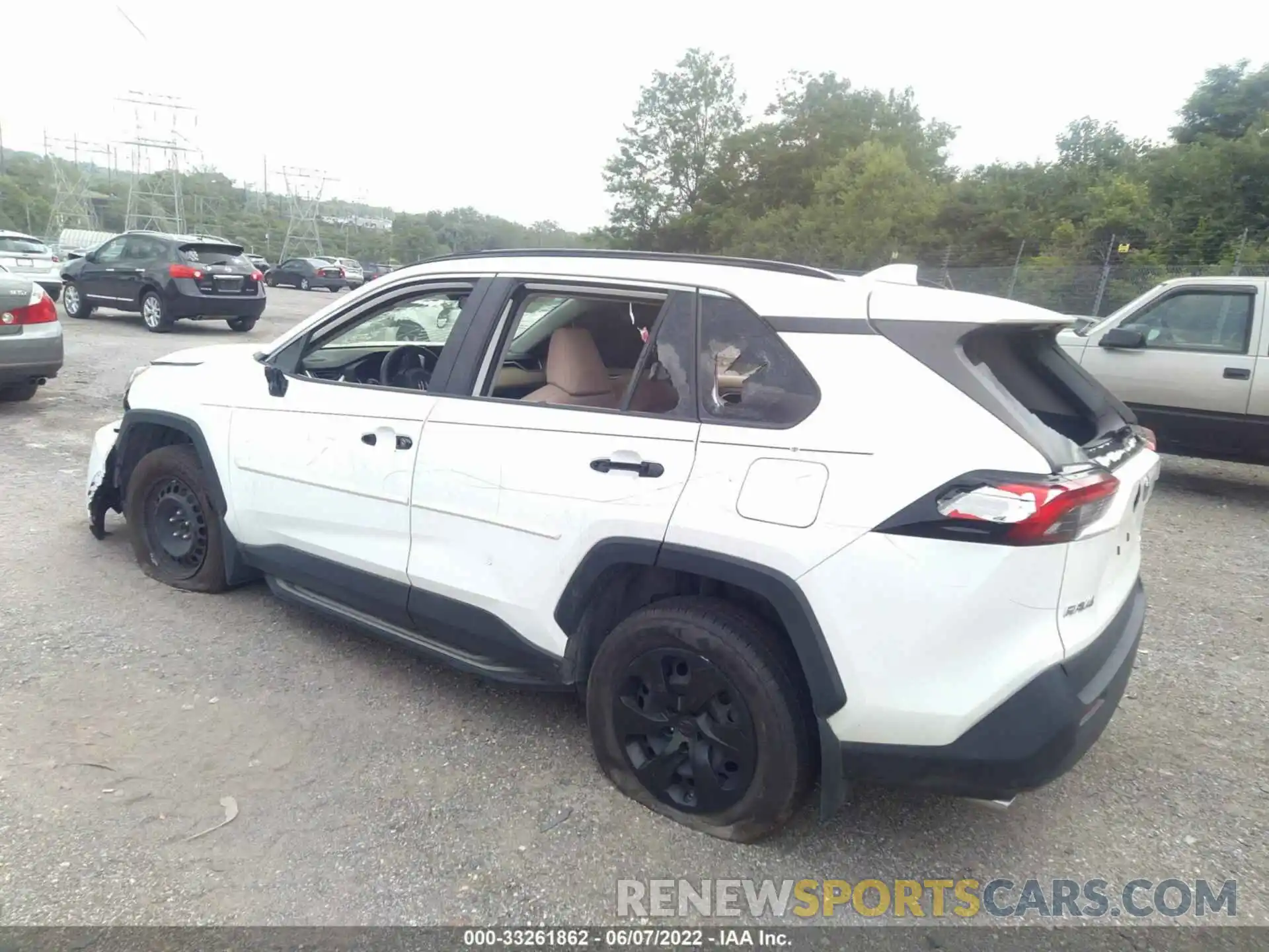 3 Photograph of a damaged car JTMG1RFV2KJ002767 TOYOTA RAV4 2019