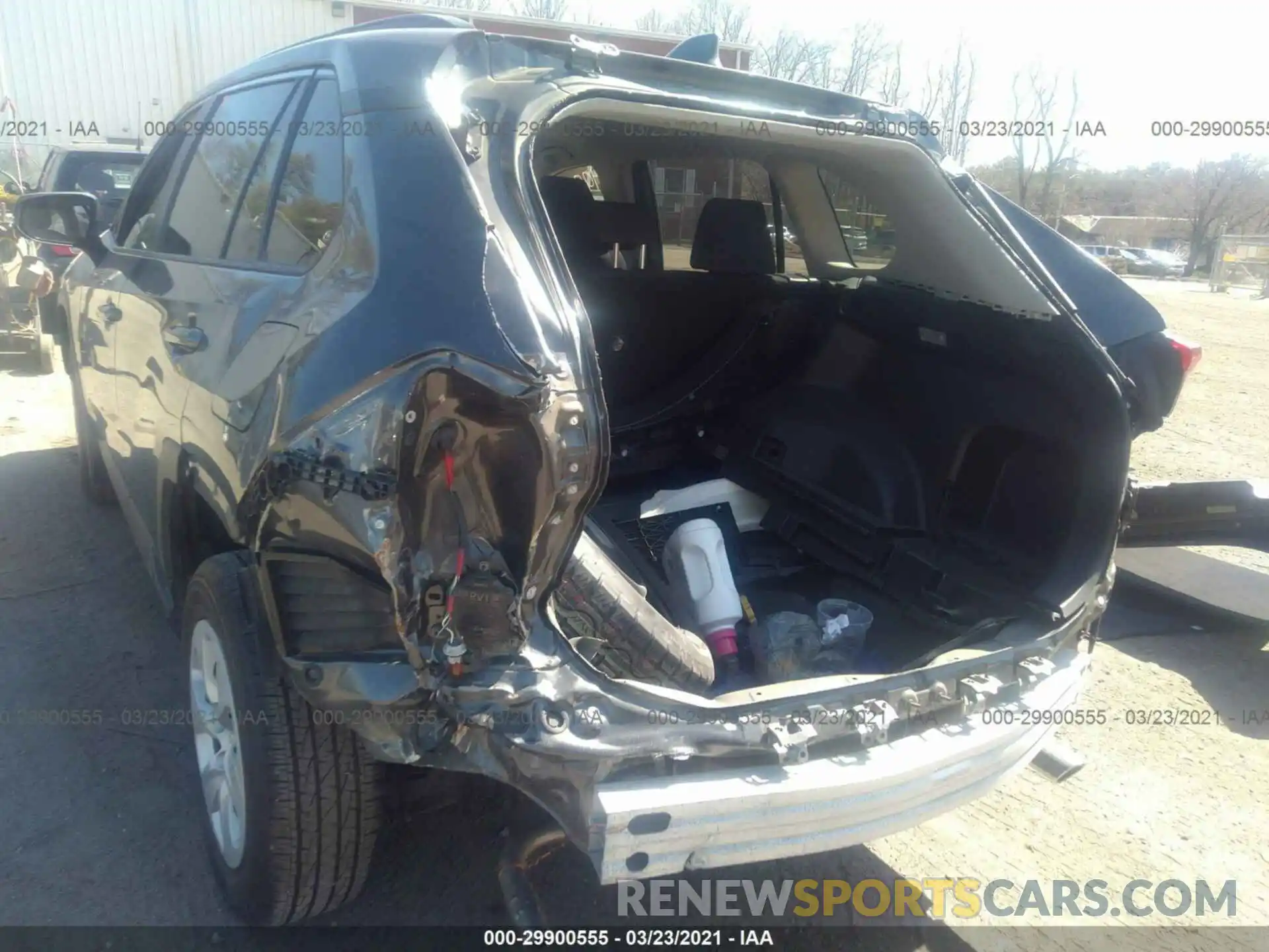 6 Photograph of a damaged car JTMG1RFV2KJ006821 TOYOTA RAV4 2019