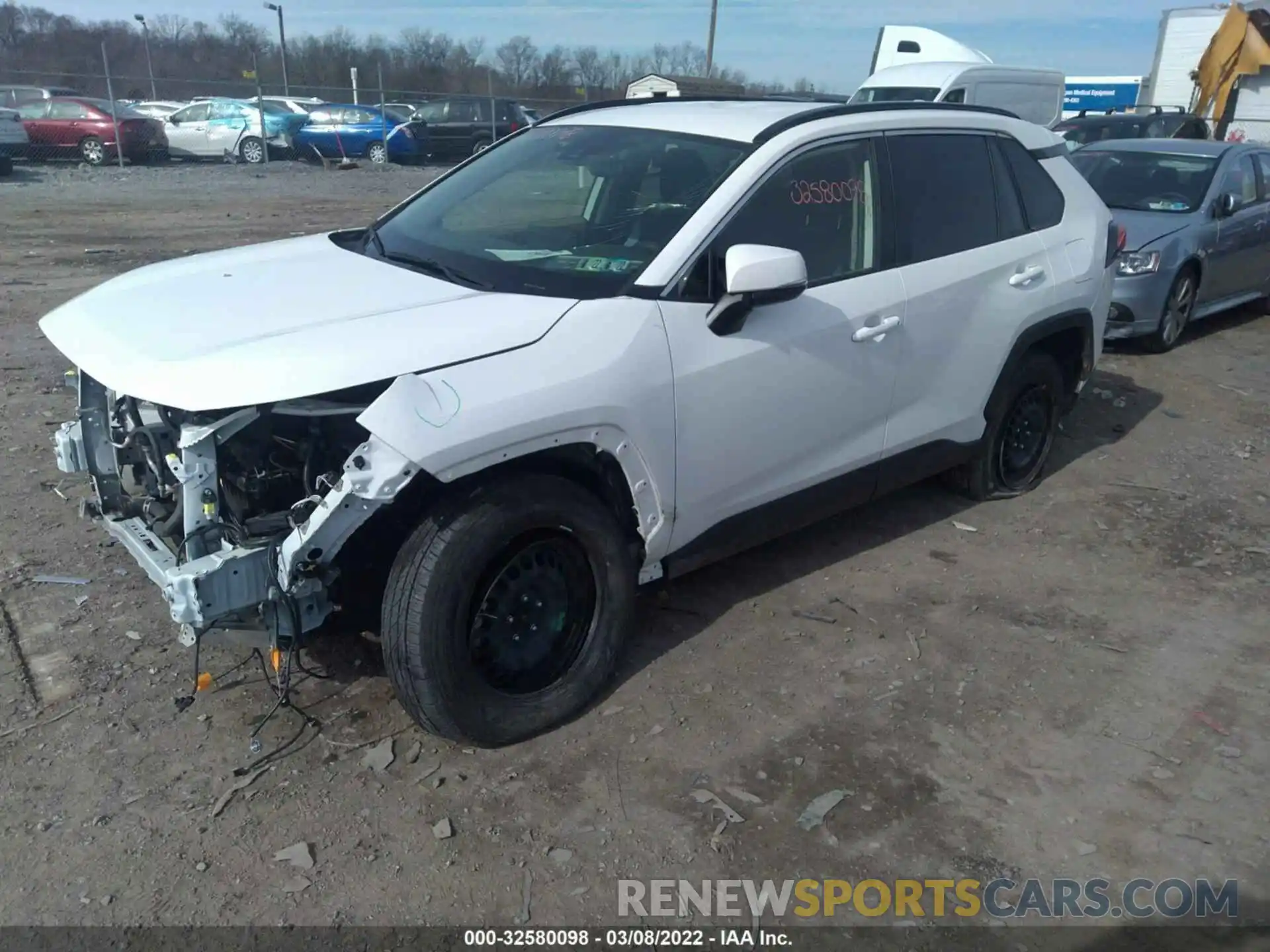 2 Фотография поврежденного автомобиля JTMG1RFV3KD023545 TOYOTA RAV4 2019