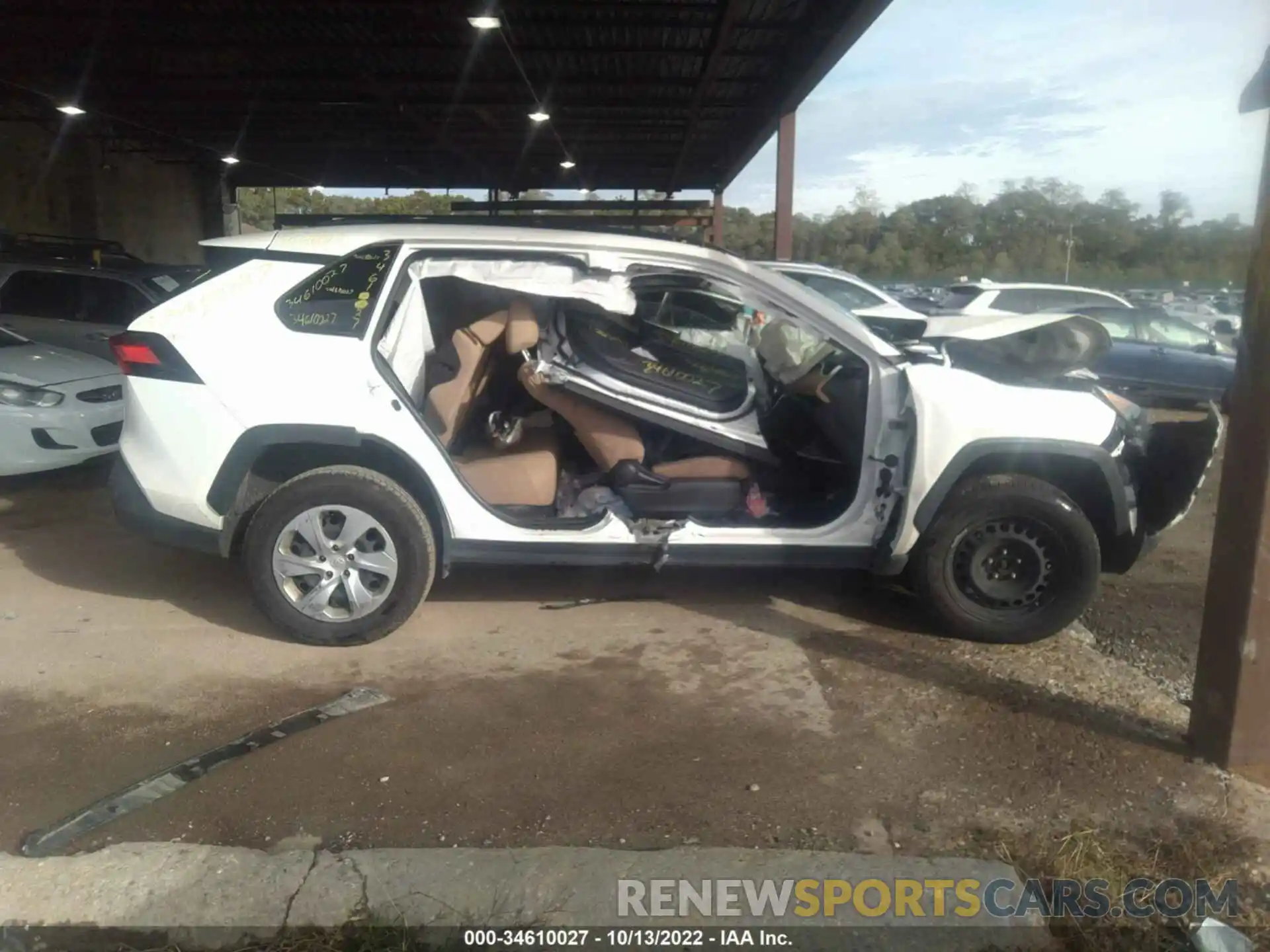 6 Photograph of a damaged car JTMG1RFV3KD034660 TOYOTA RAV4 2019